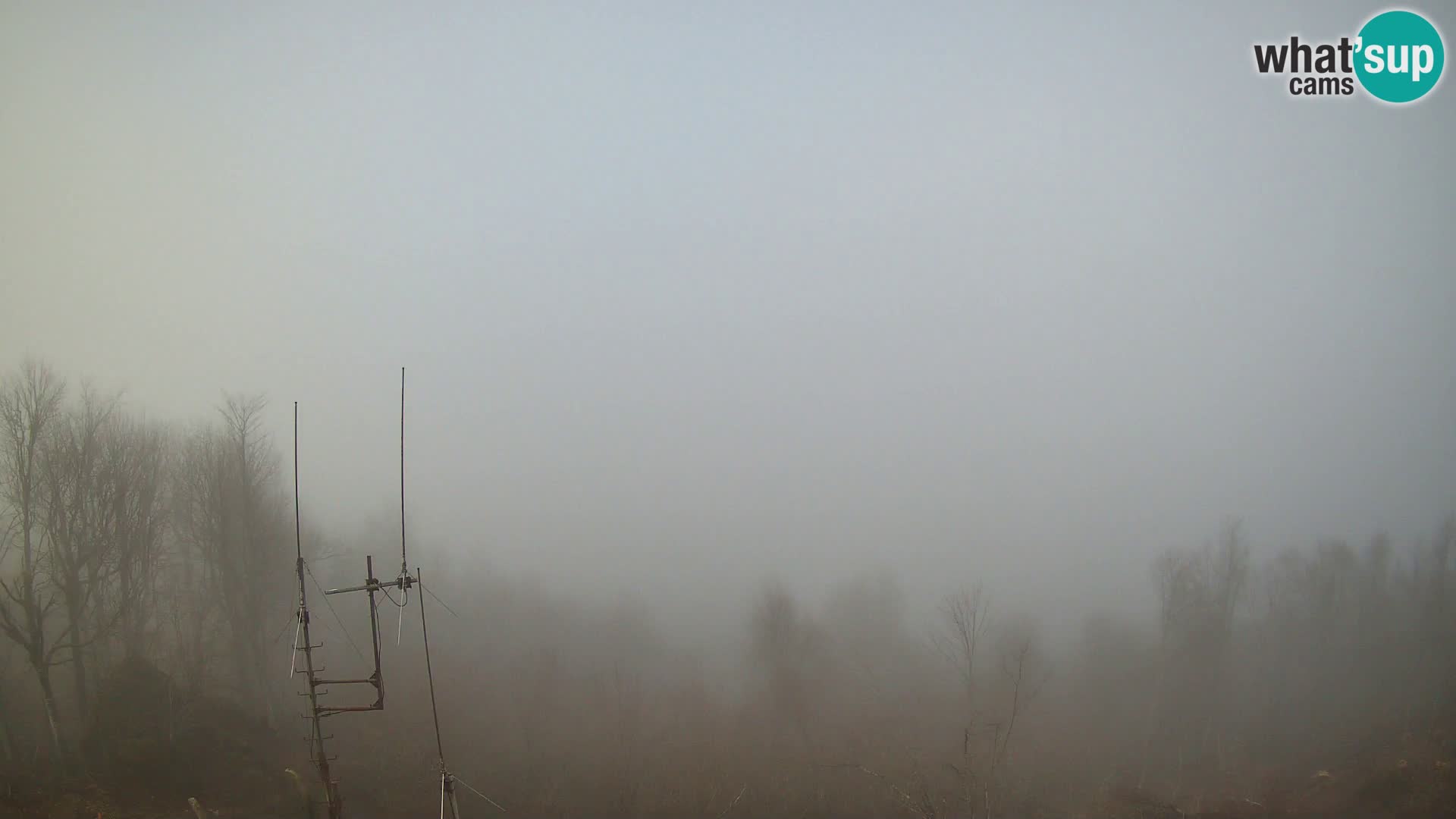 Krim Web cam Berghütte | Blick auf Ljubljana – Slowenien