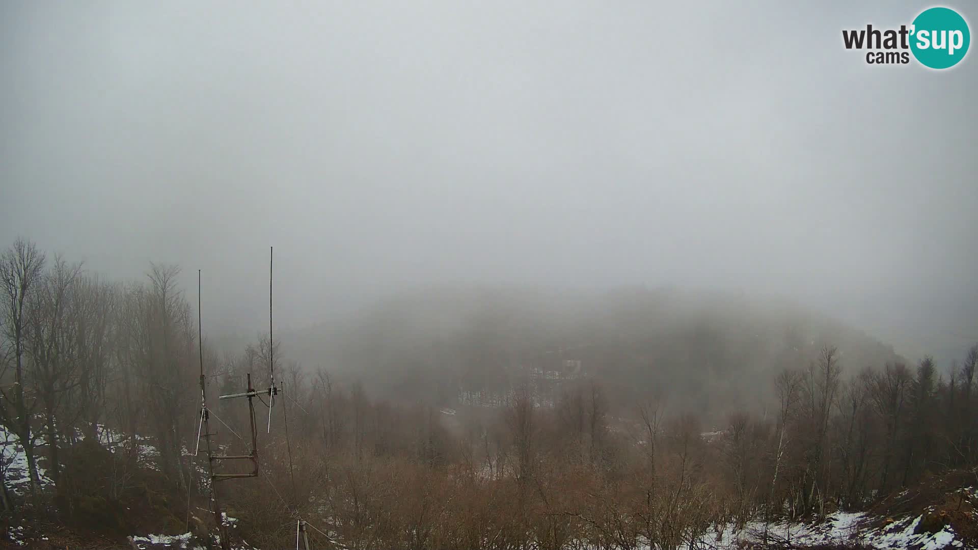 Krim Web cam Berghütte | Blick auf Ljubljana – Slowenien