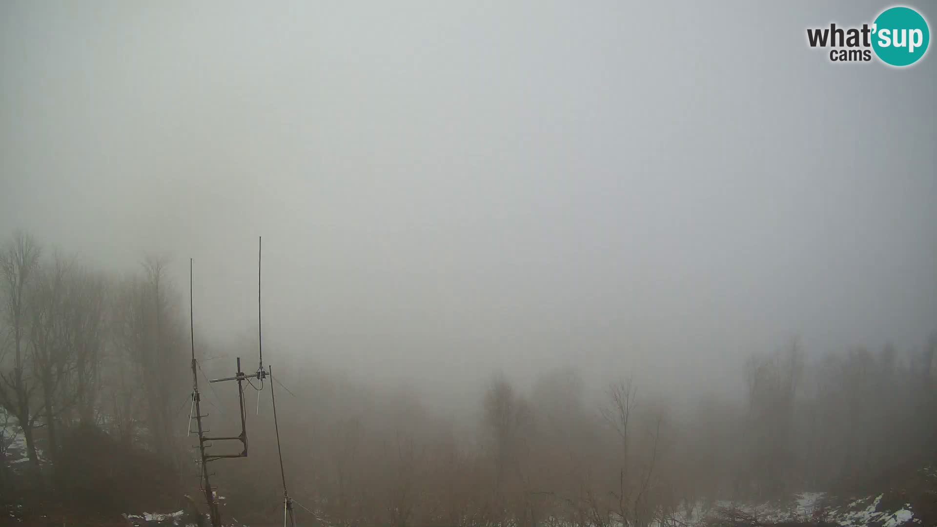 Krim Web cam Berghütte | Blick auf Ljubljana – Slowenien