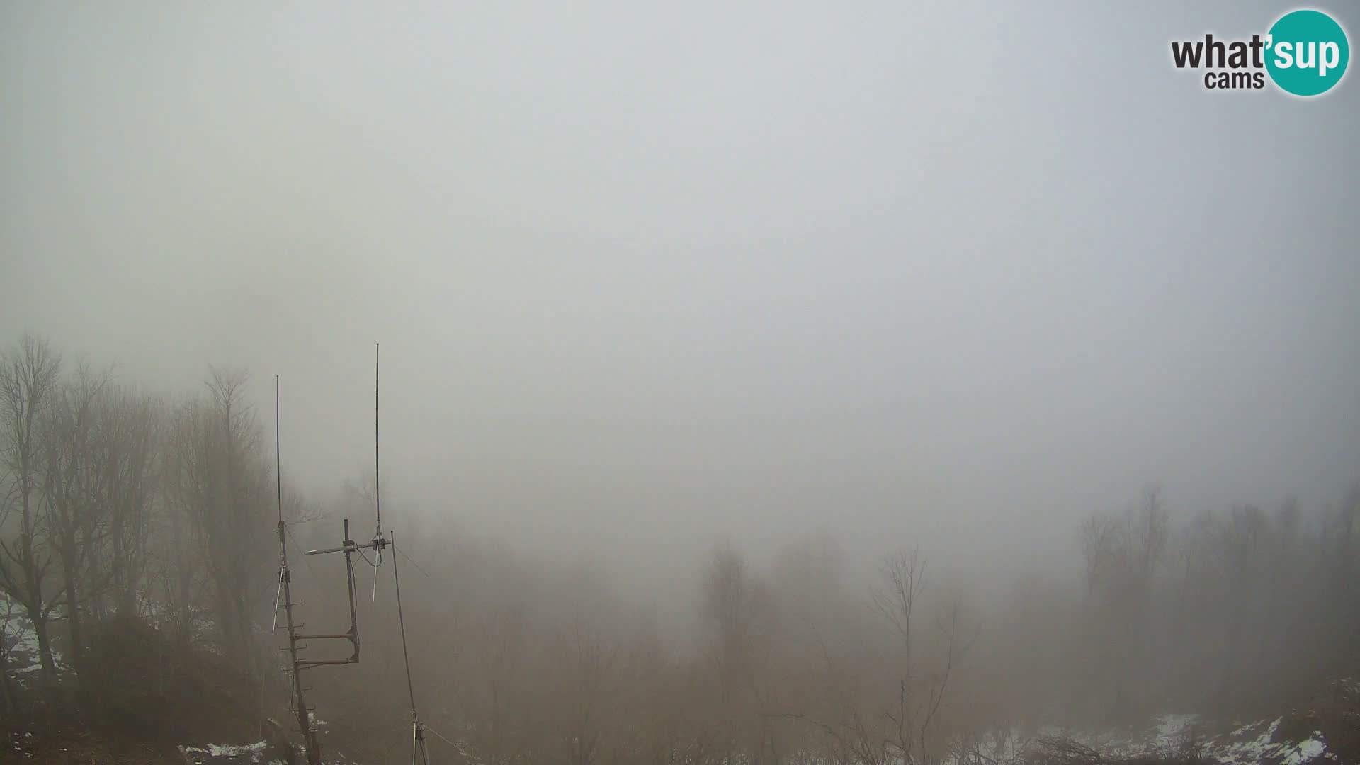 Krim Web cam Berghütte | Blick auf Ljubljana – Slowenien