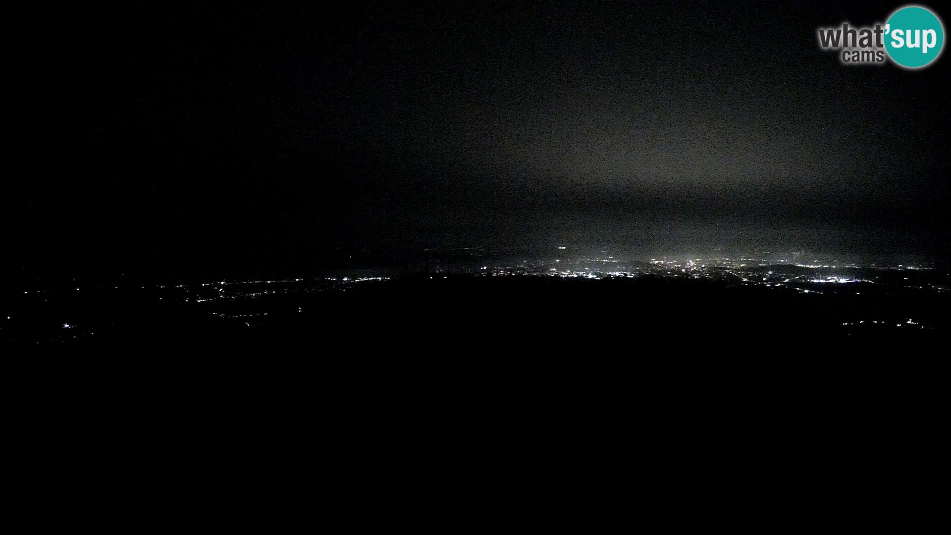 Krim Web cam Berghütte | Blick auf Ljubljana – Slowenien