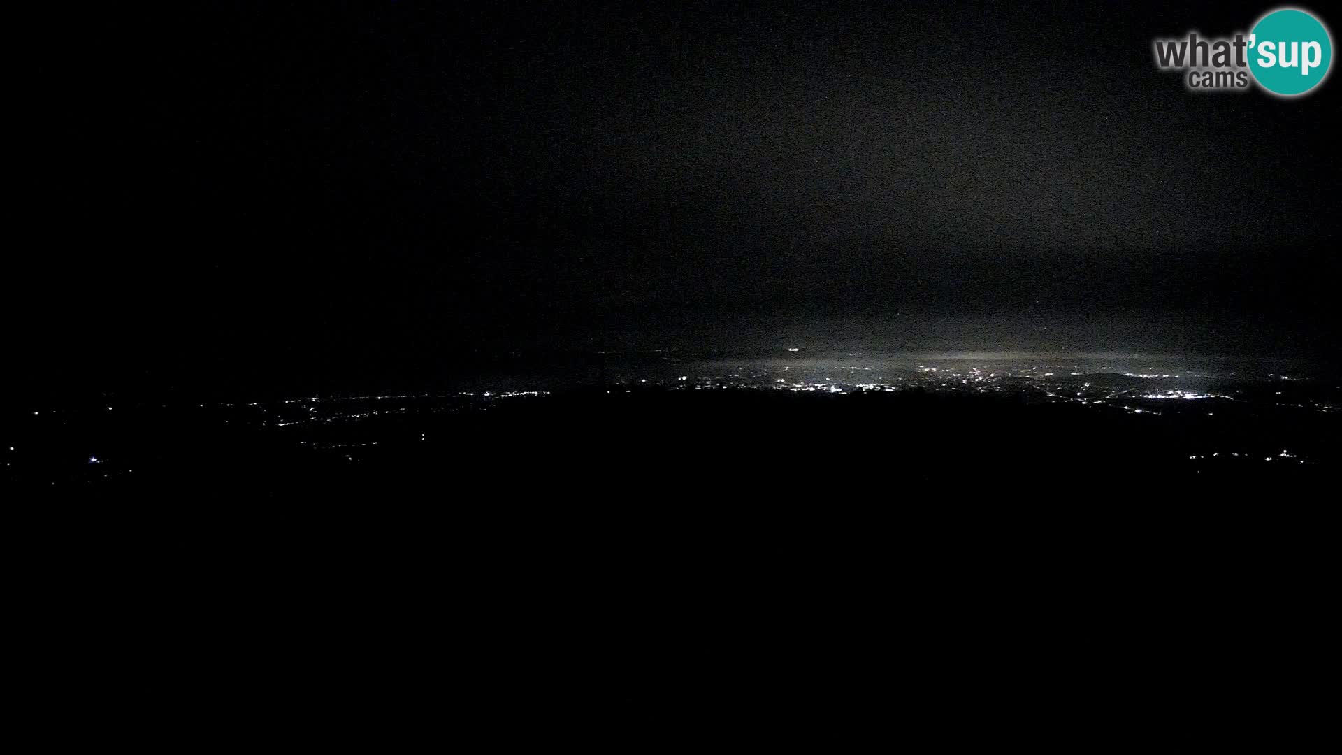 Krim Web cam Berghütte | Blick auf Ljubljana – Slowenien