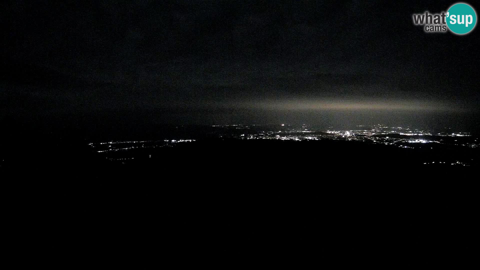 Krim webcam mountain hut | view to Ljubljana – Slovenia