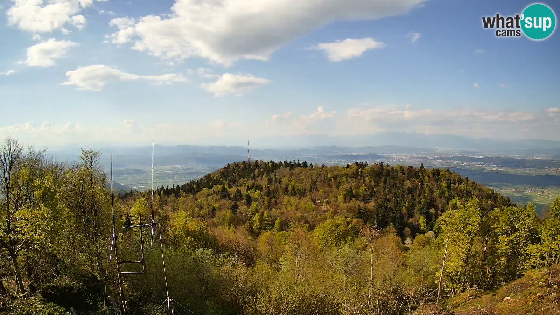 Krim Web cam Berghütte | Blick auf Ljubljana – Slowenien