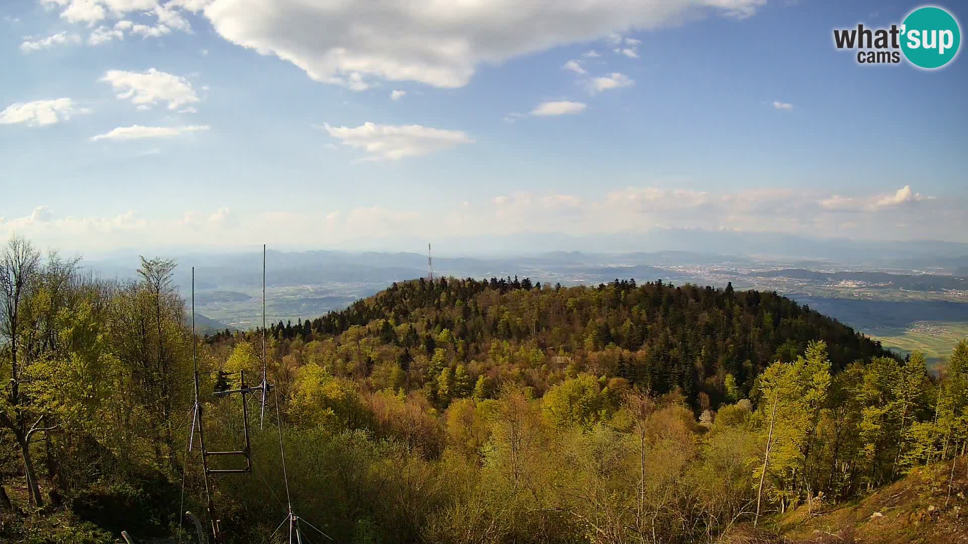Krim Web cam Berghütte | Blick auf Ljubljana – Slowenien