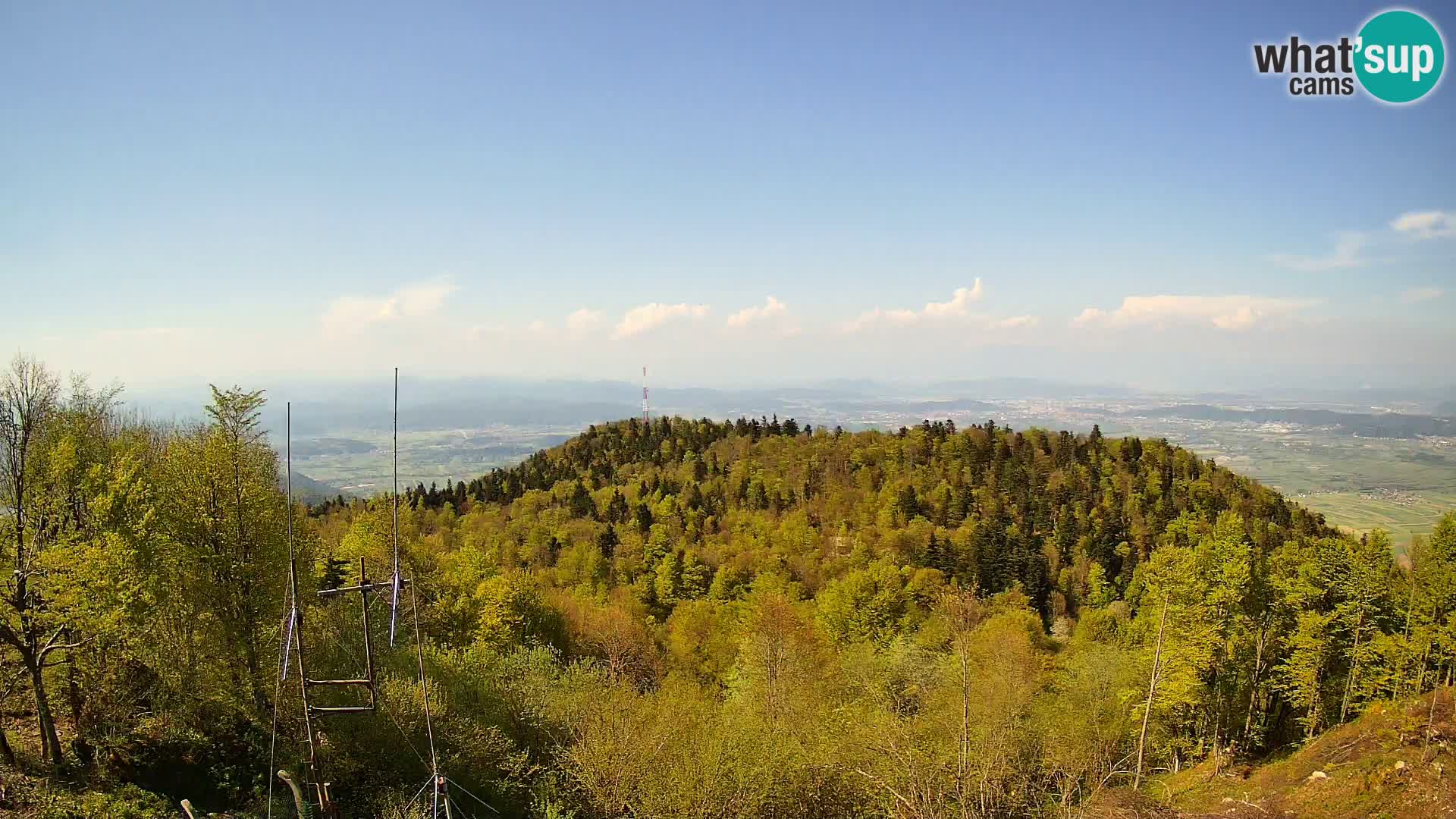 Krim Web cam Berghütte | Blick auf Ljubljana – Slowenien