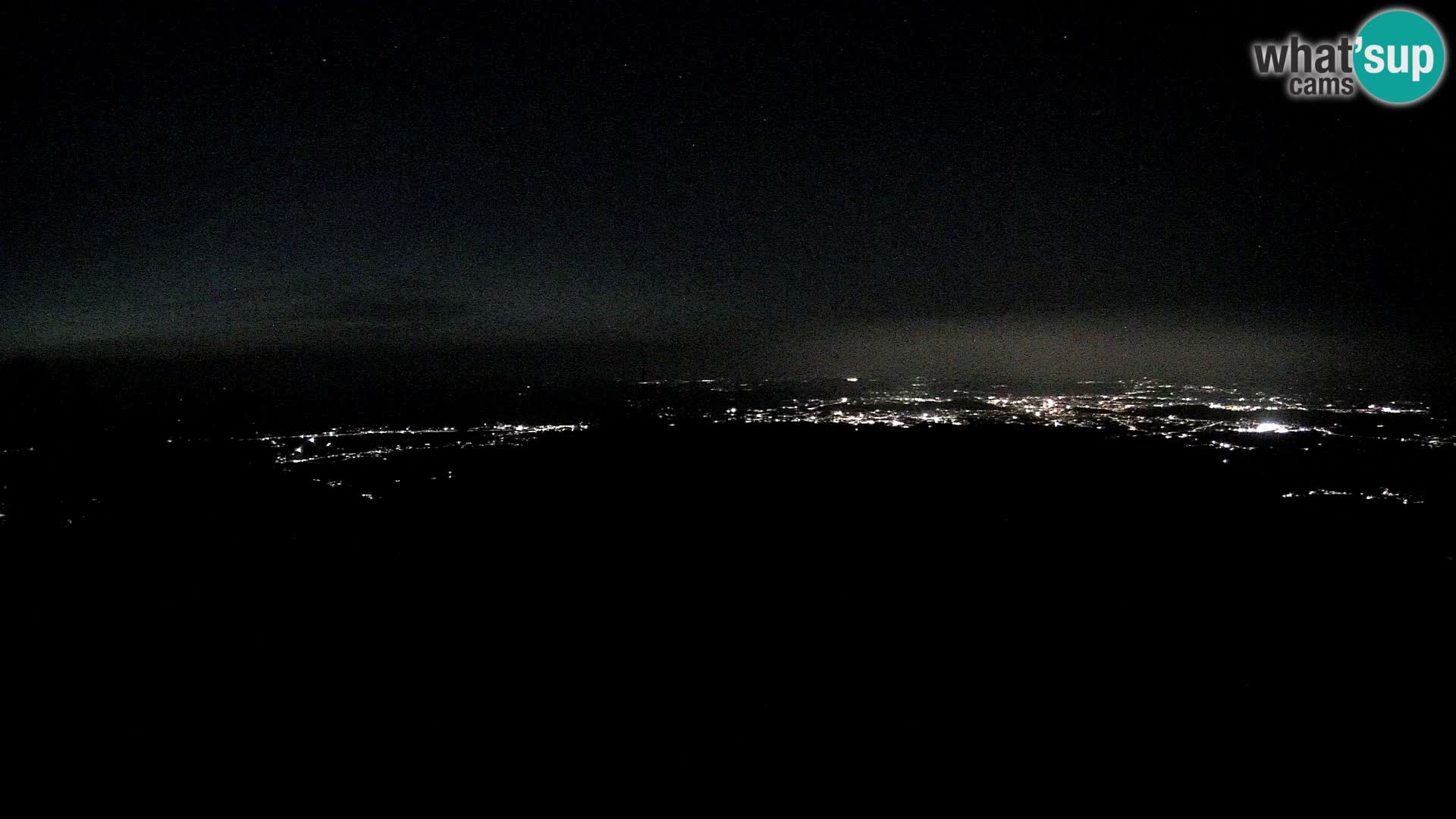 Krim webcam mountain hut | view to Ljubljana – Slovenia