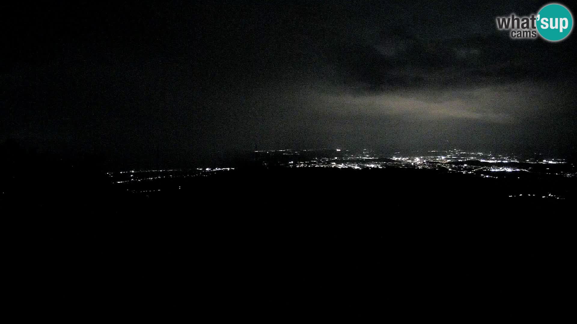 Krim webcam mountain hut | view to Ljubljana – Slovenia