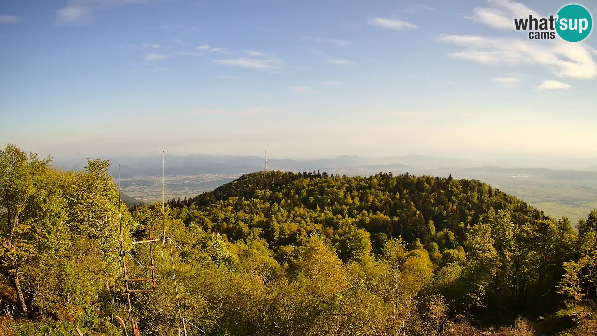 Krim Web cam Berghütte | Blick auf Ljubljana – Slowenien