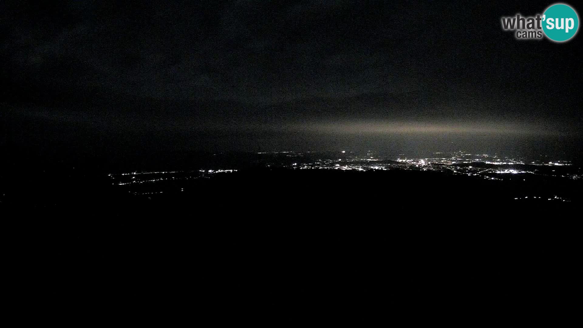 Krim Web cam Berghütte | Blick auf Ljubljana – Slowenien