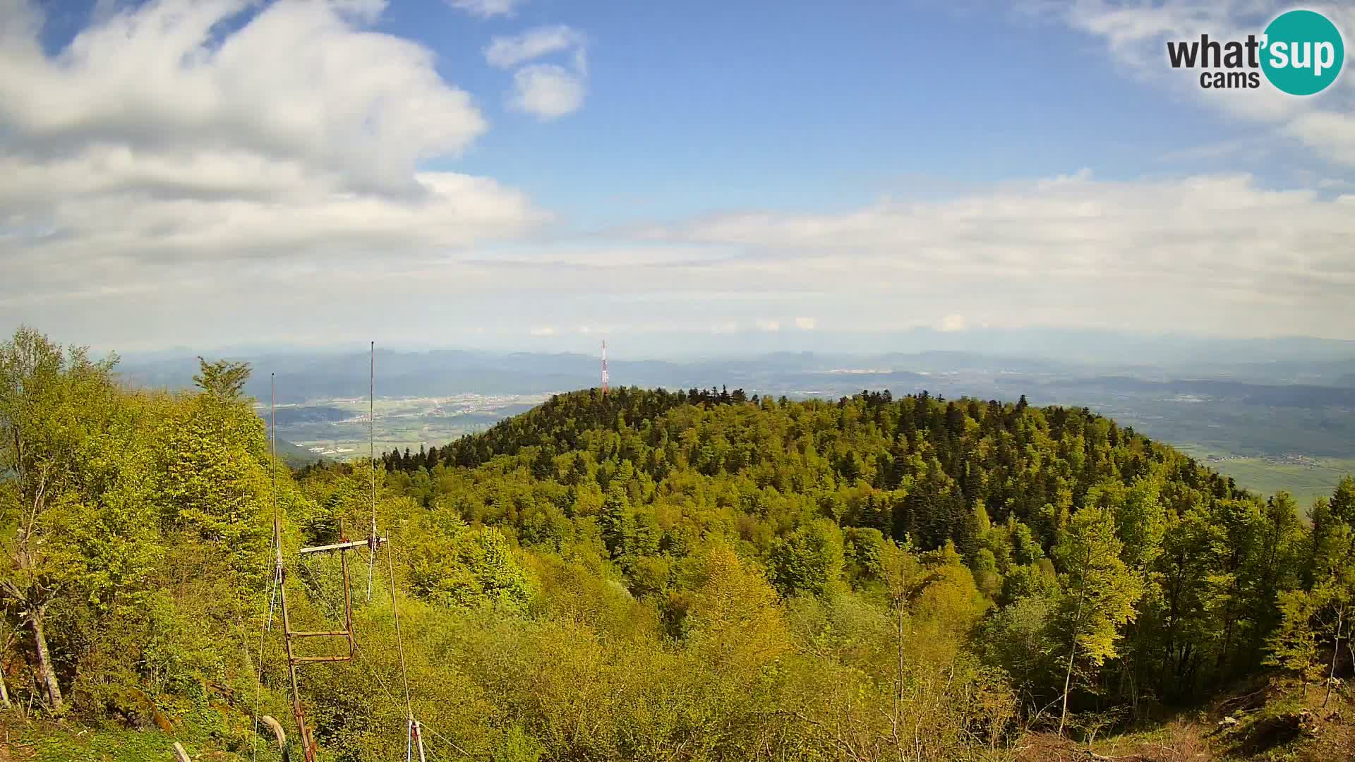 Krim Web cam Berghütte | Blick auf Ljubljana – Slowenien