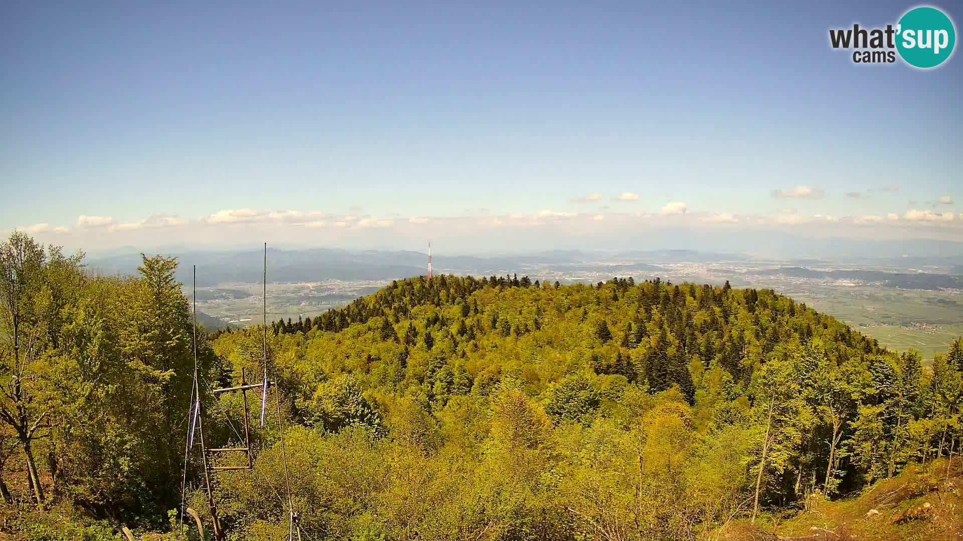 Krim webcam mountain hut | view to Ljubljana – Slovenia