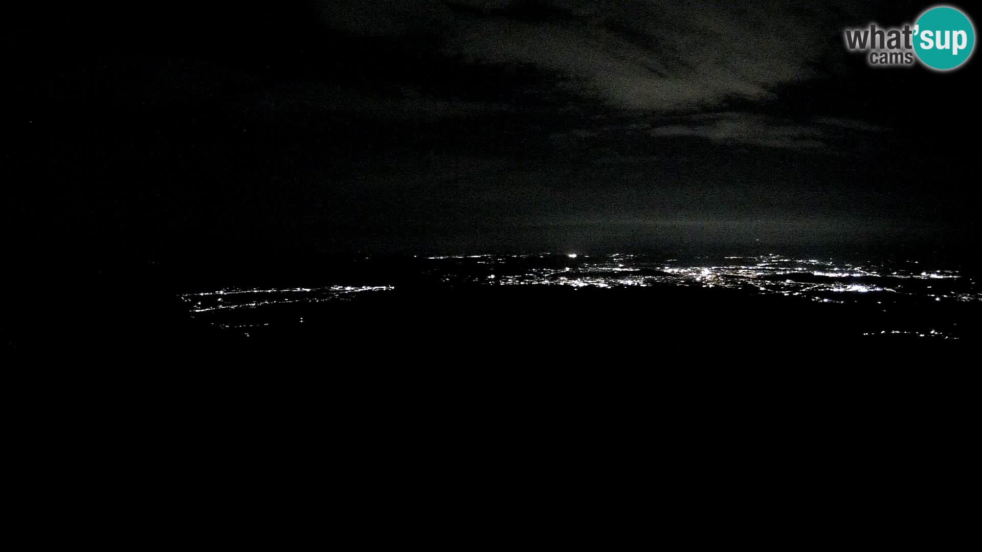 Krim webcam mountain hut | view to Ljubljana – Slovenia