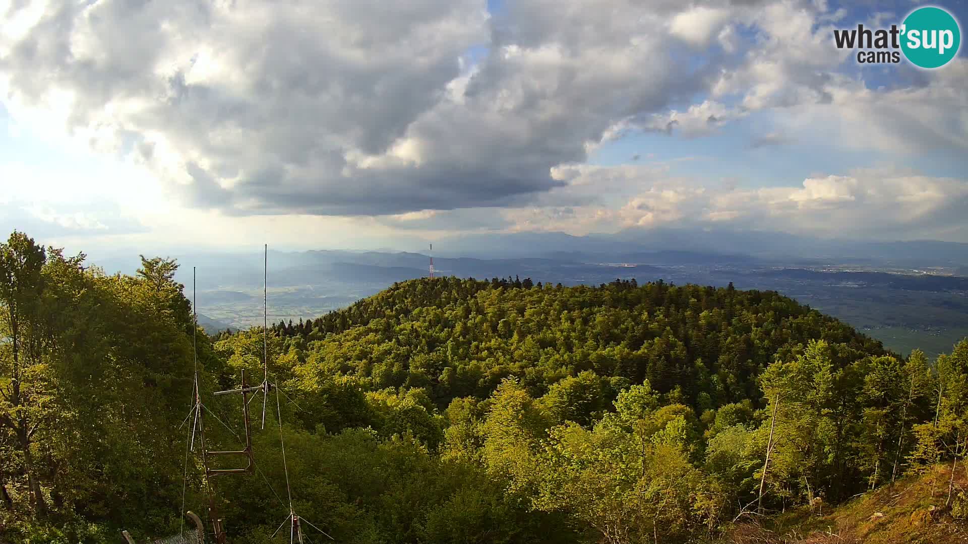 Krim camera refugio de montaña | Vistas a Ljubljana – Eslovenia