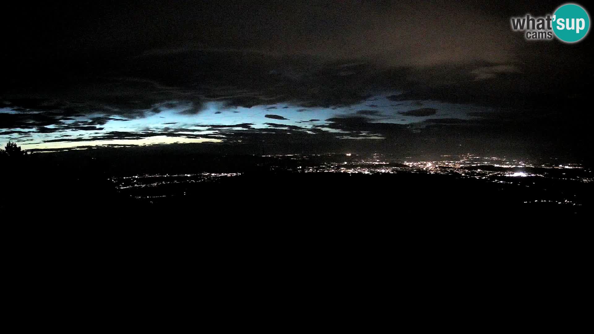 Krim camera refugio de montaña | Vistas a Ljubljana – Eslovenia