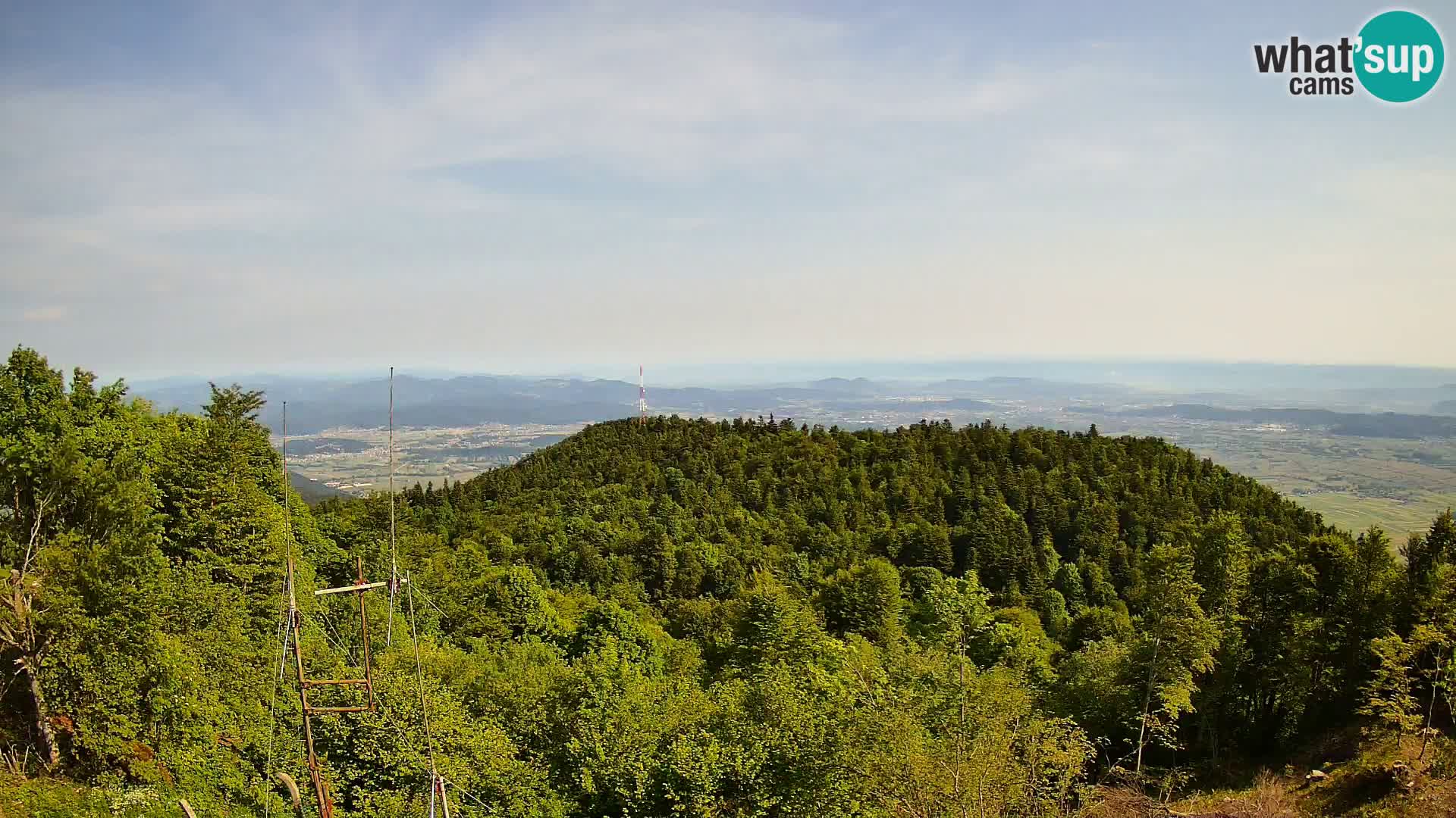 Krim Web cam Berghütte | Blick auf Ljubljana – Slowenien