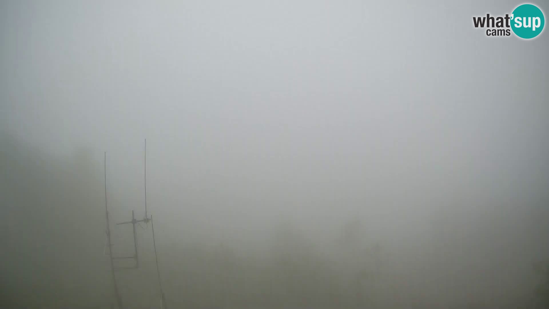 Krim webcam mountain hut | view to Ljubljana – Slovenia
