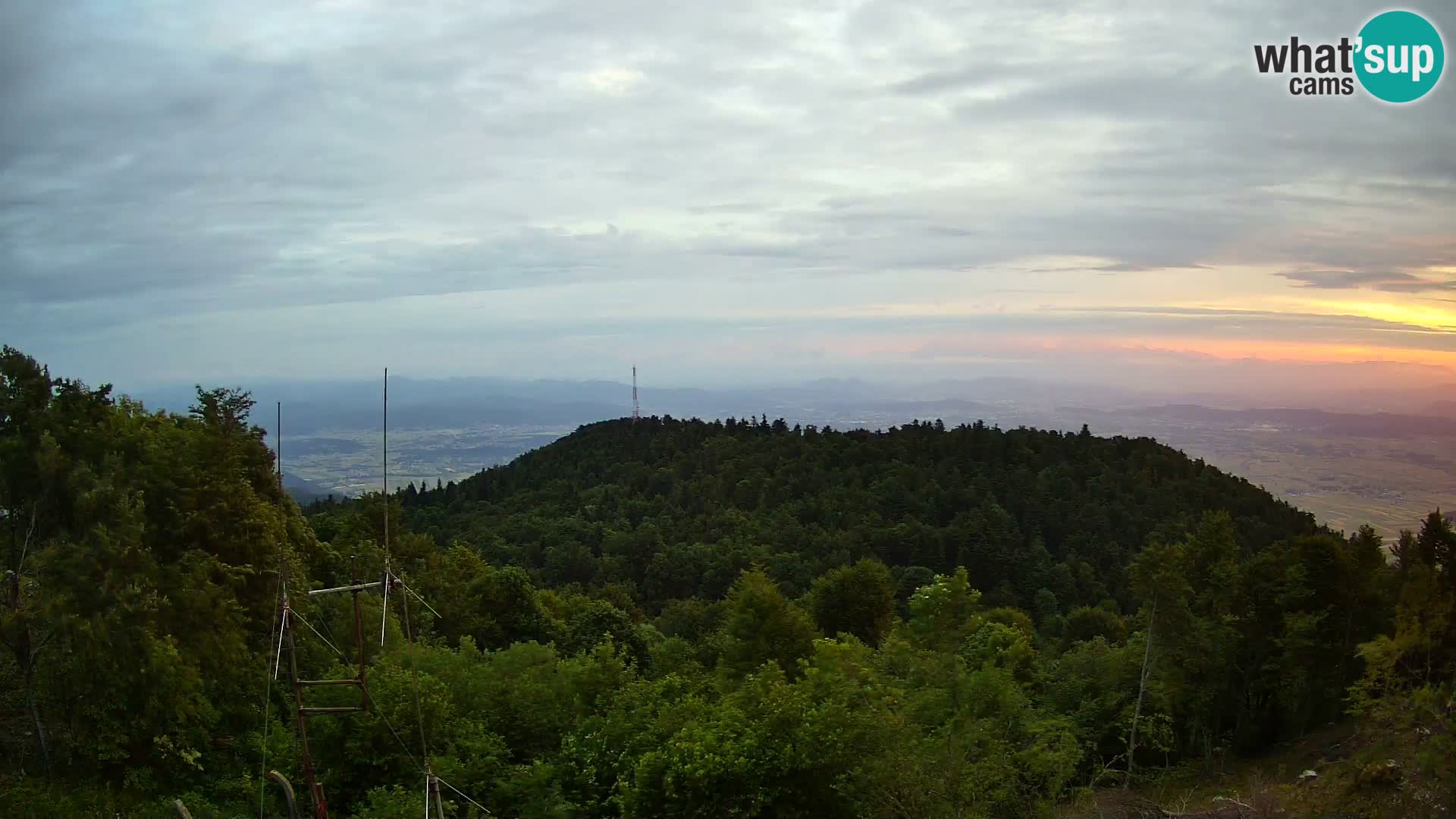 Krim camera refugio de montaña | Vistas a Ljubljana – Eslovenia