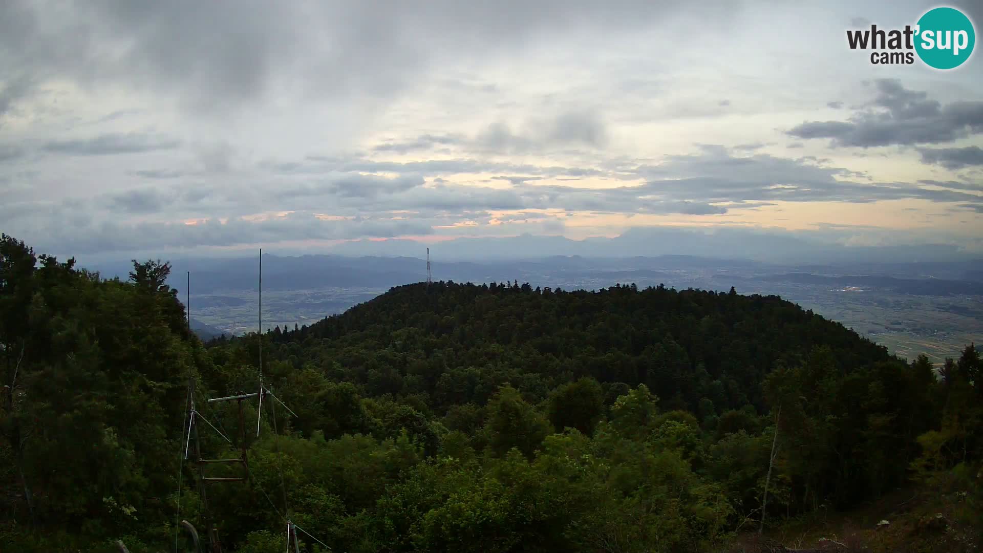 Krim camera refugio de montaña | Vistas a Ljubljana – Eslovenia