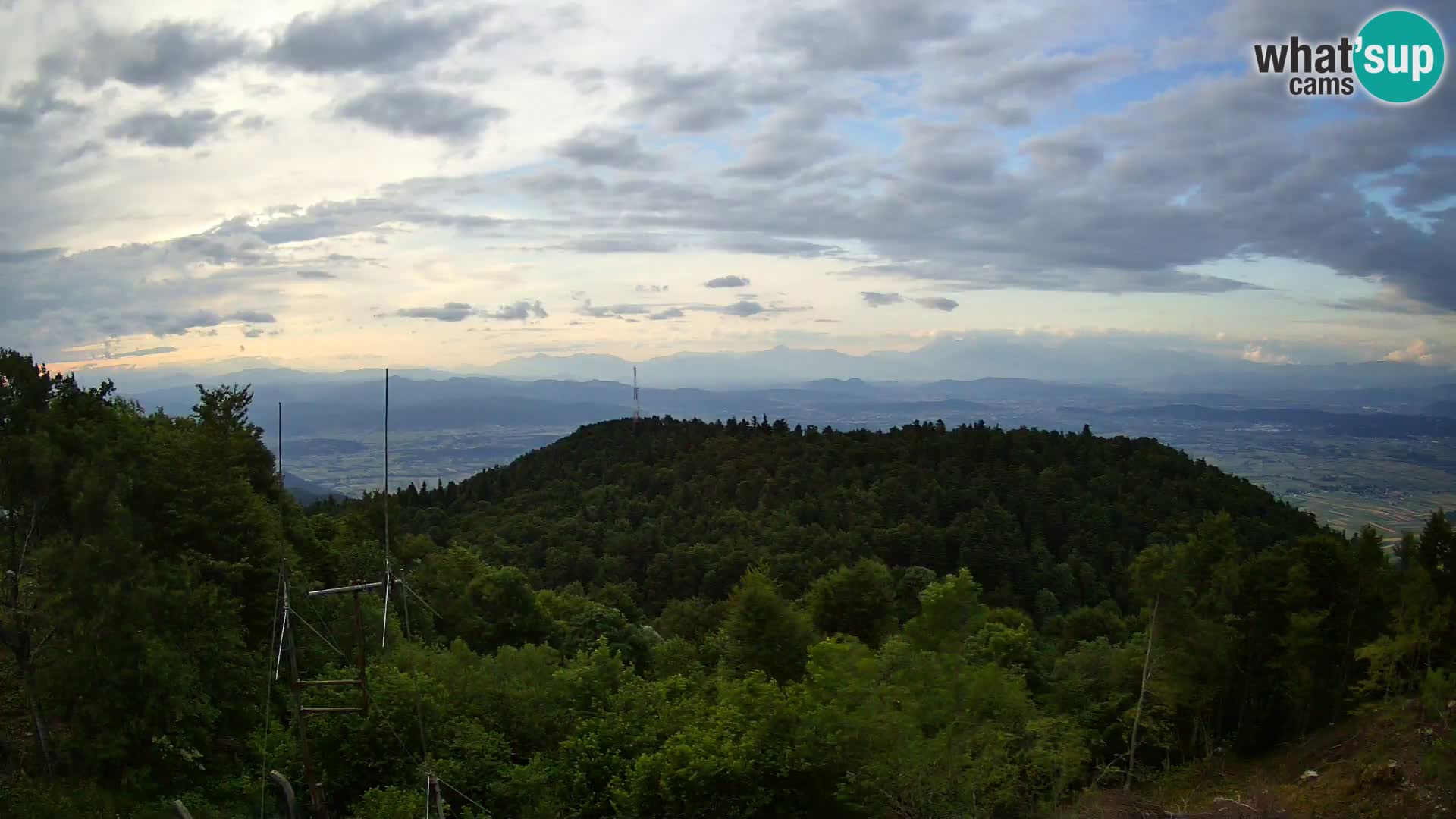 Krim camera refugio de montaña | Vistas a Ljubljana – Eslovenia