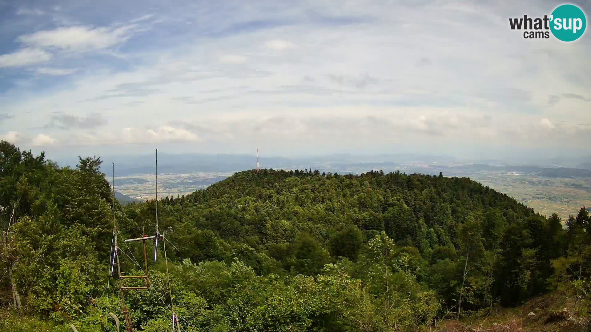 Krim Web cam Berghütte | Blick auf Ljubljana – Slowenien