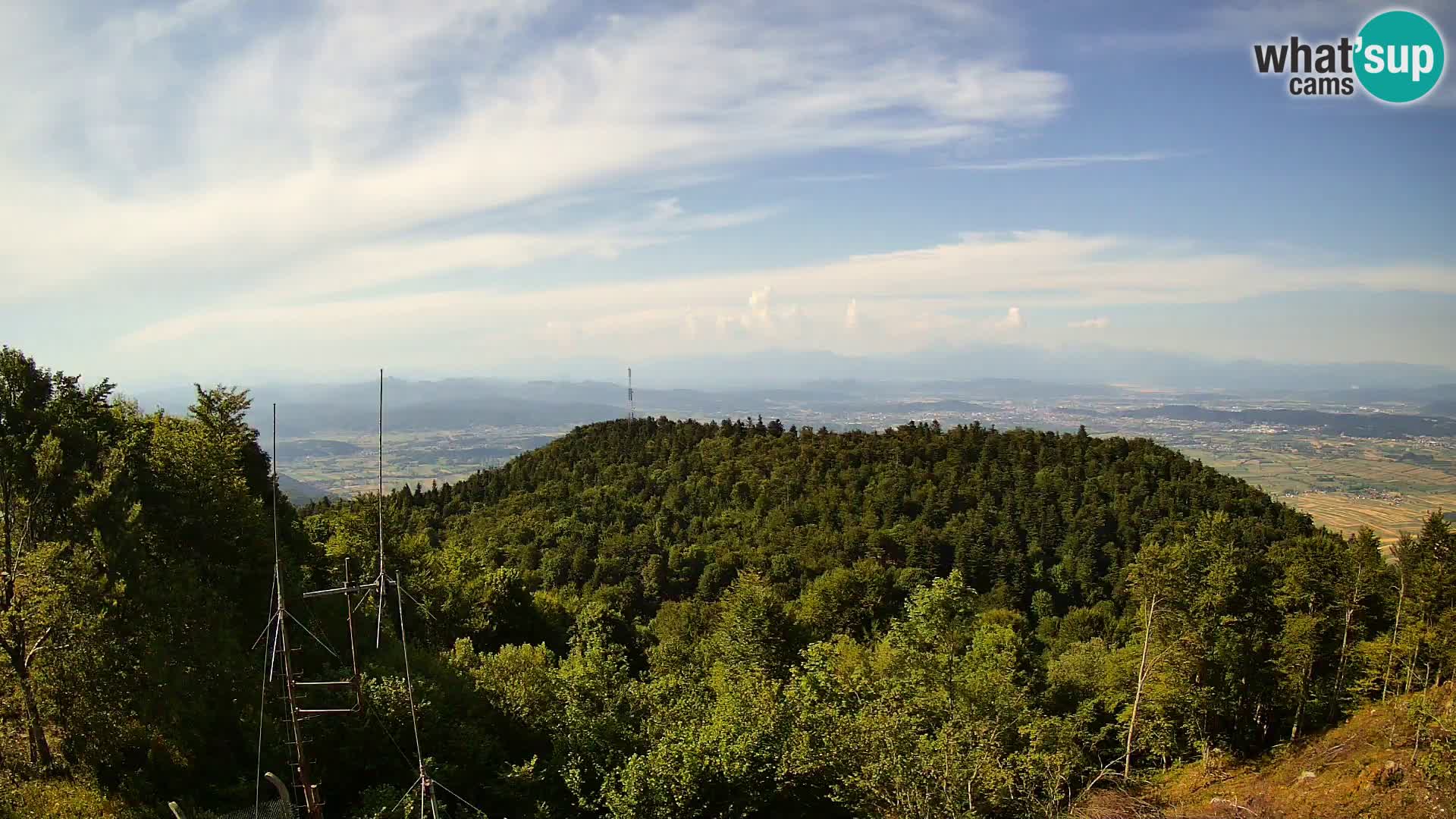 Krim webcam mountain hut | view to Ljubljana – Slovenia