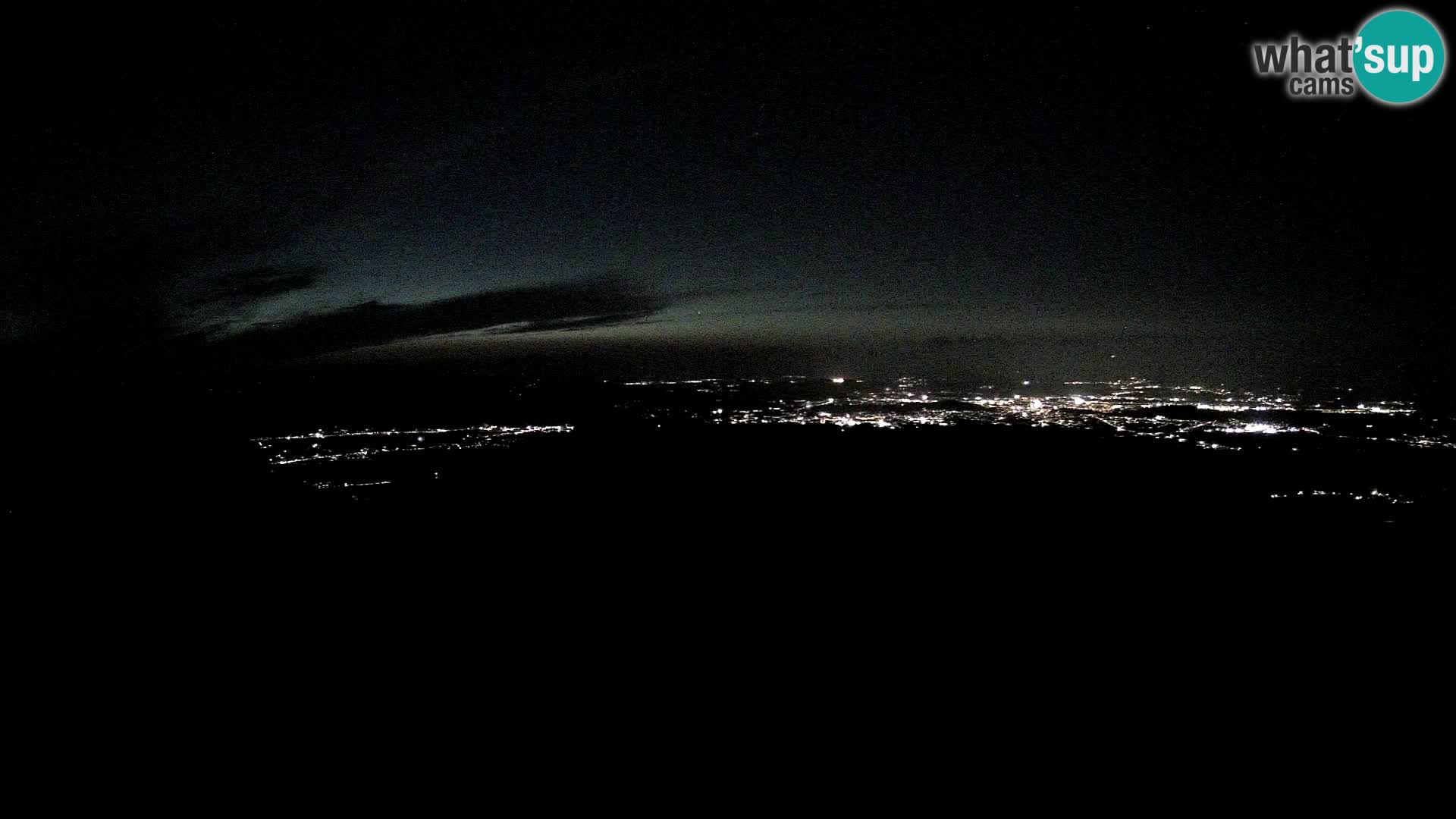 Krim webcam mountain hut | view to Ljubljana – Slovenia