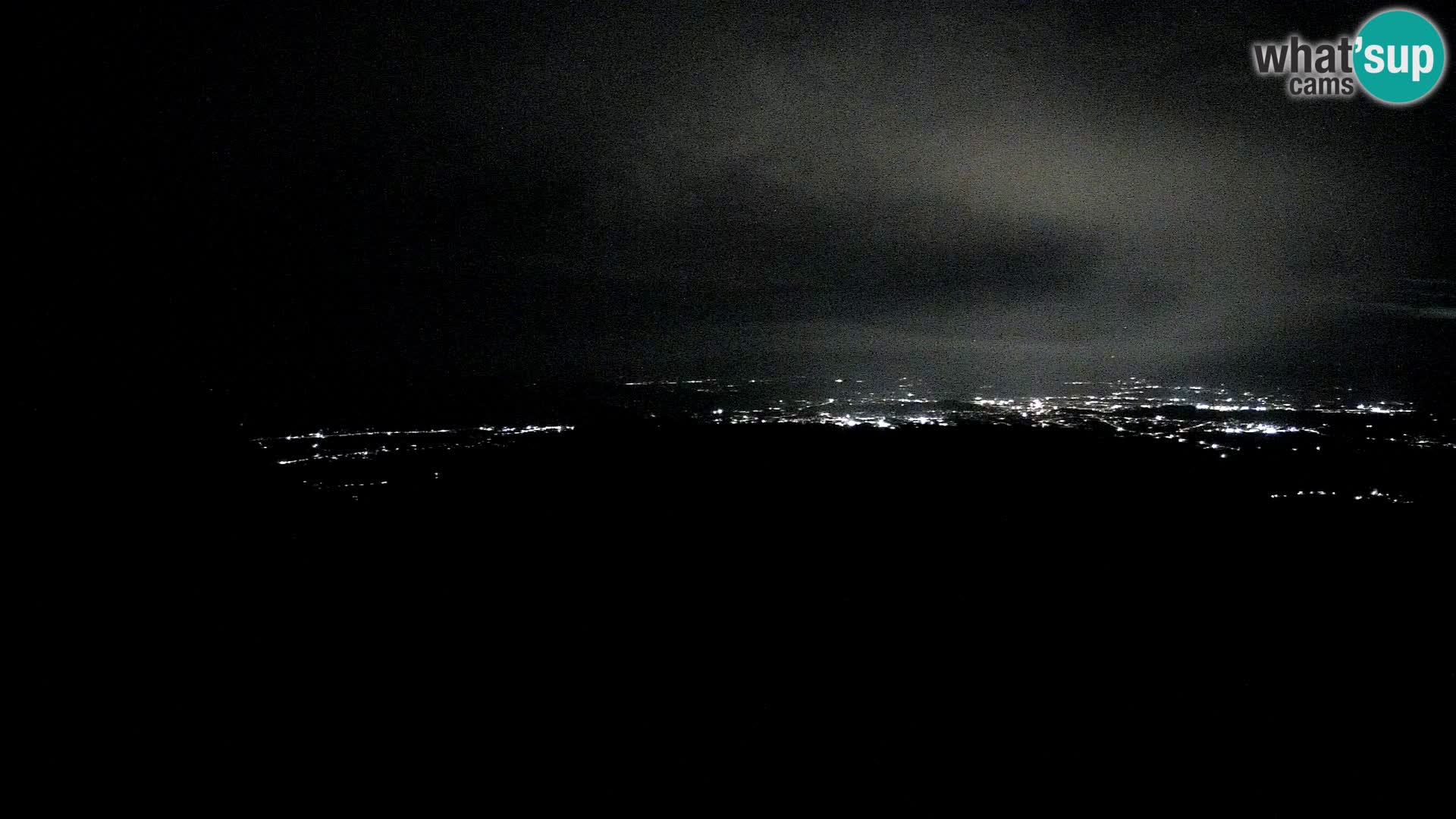 Krim Web cam Berghütte | Blick auf Ljubljana – Slowenien