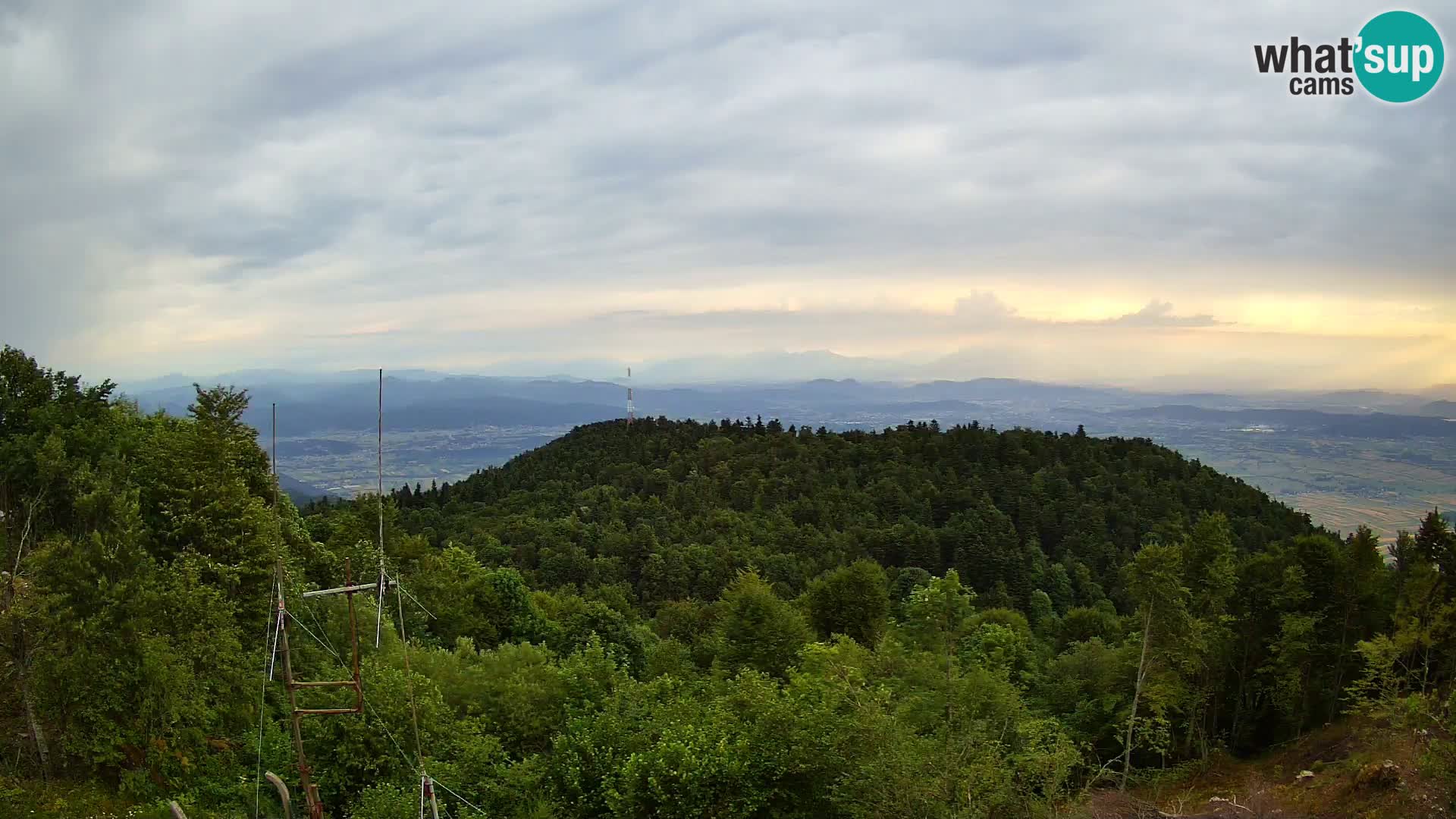 Krim camera refugio de montaña | Vistas a Ljubljana – Eslovenia