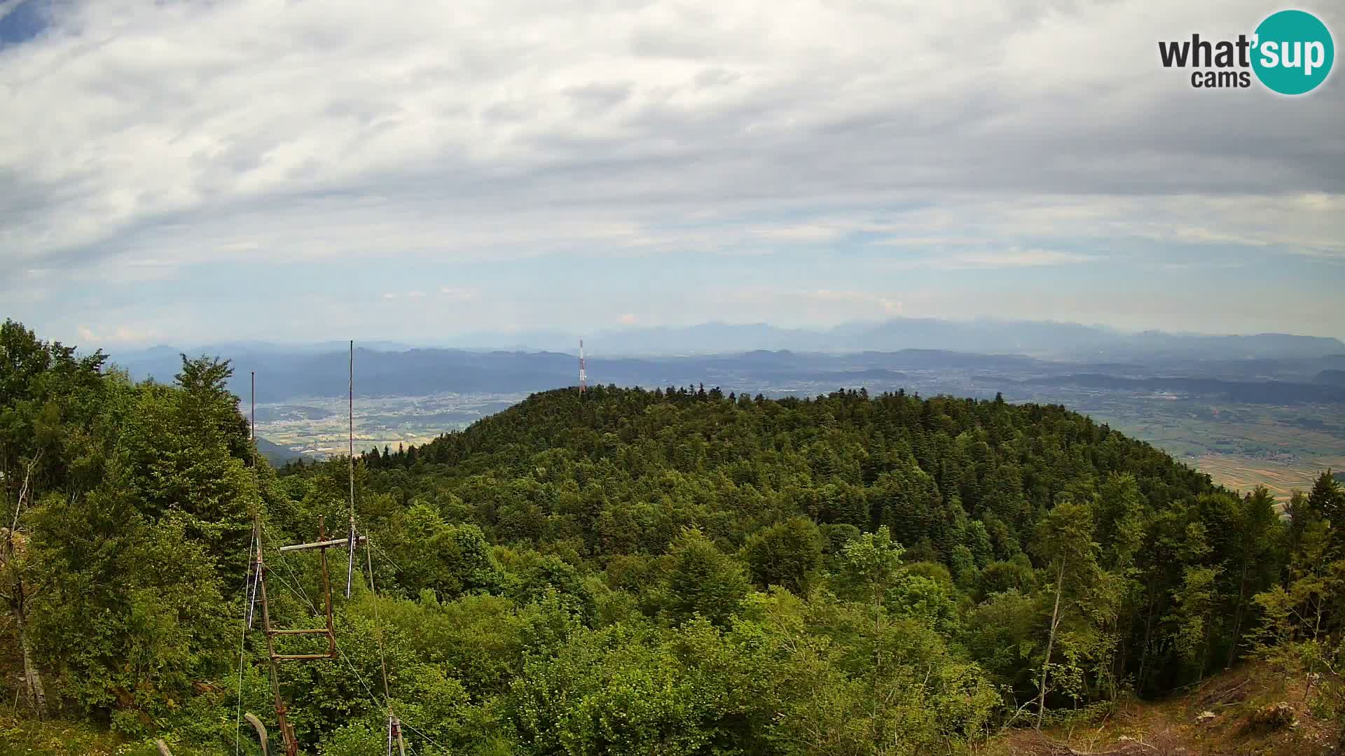 Krim Web cam Berghütte | Blick auf Ljubljana – Slowenien