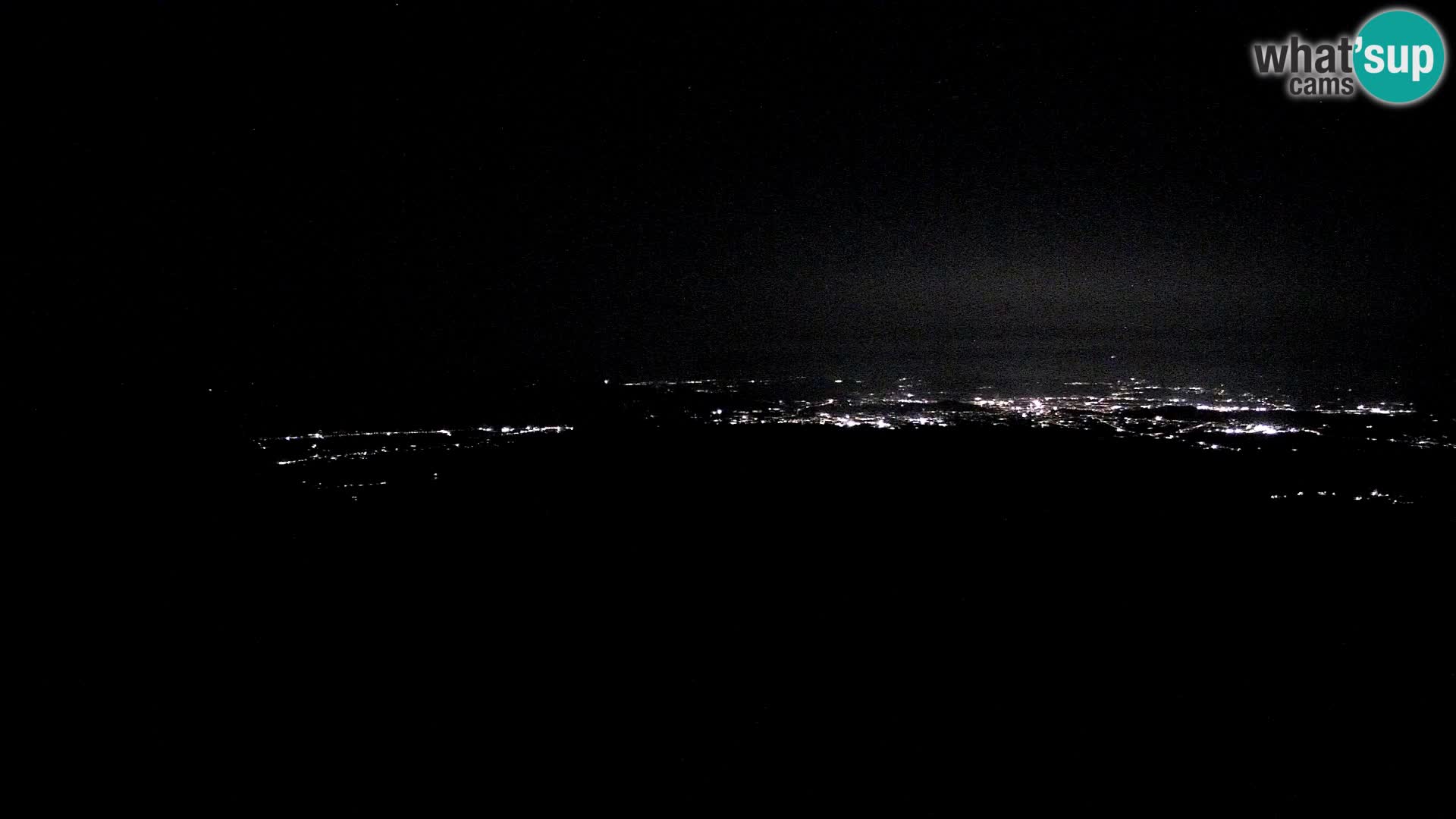 Krim webcam mountain hut | view to Ljubljana – Slovenia