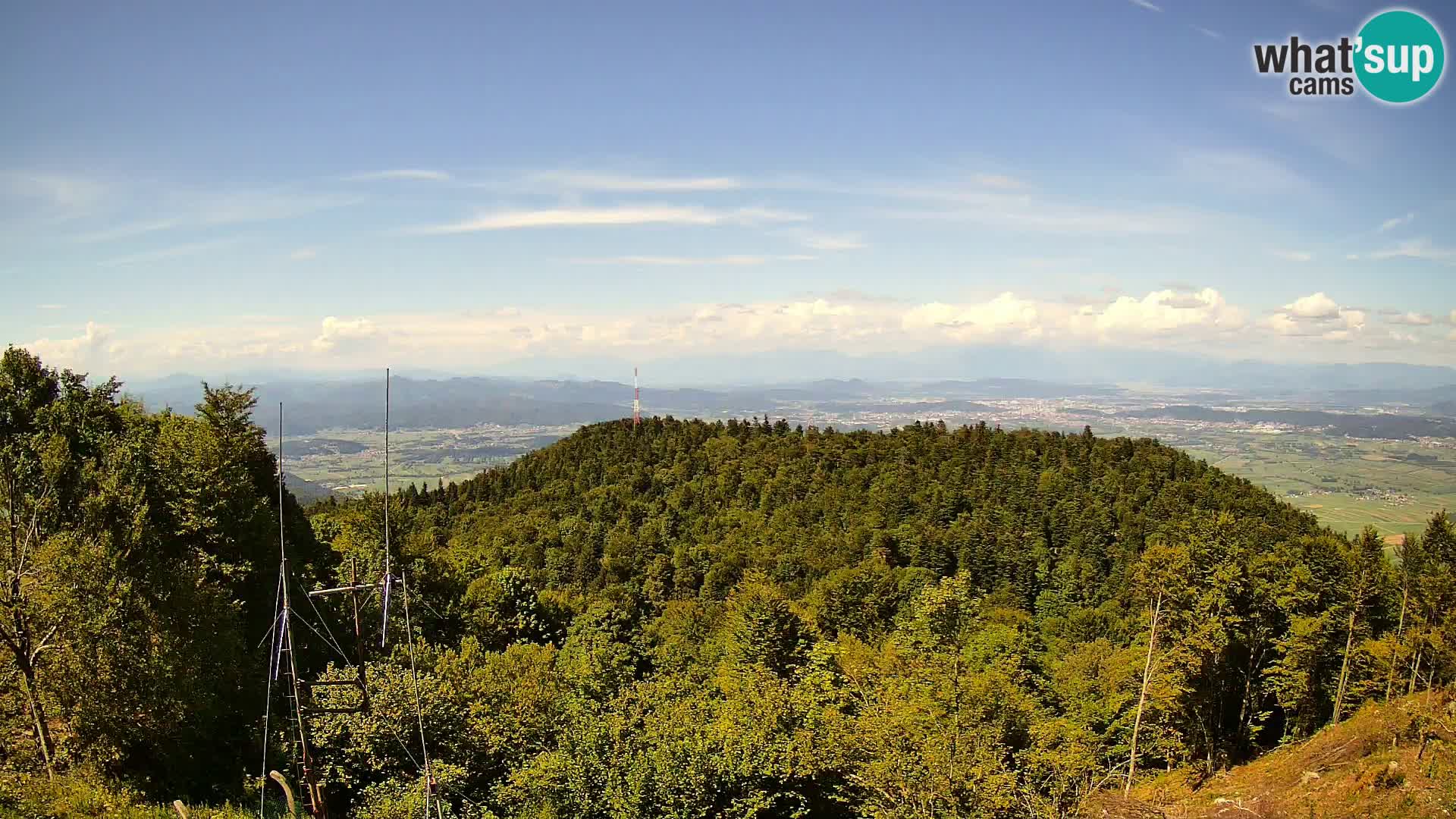 Krim Web cam Berghütte | Blick auf Ljubljana – Slowenien