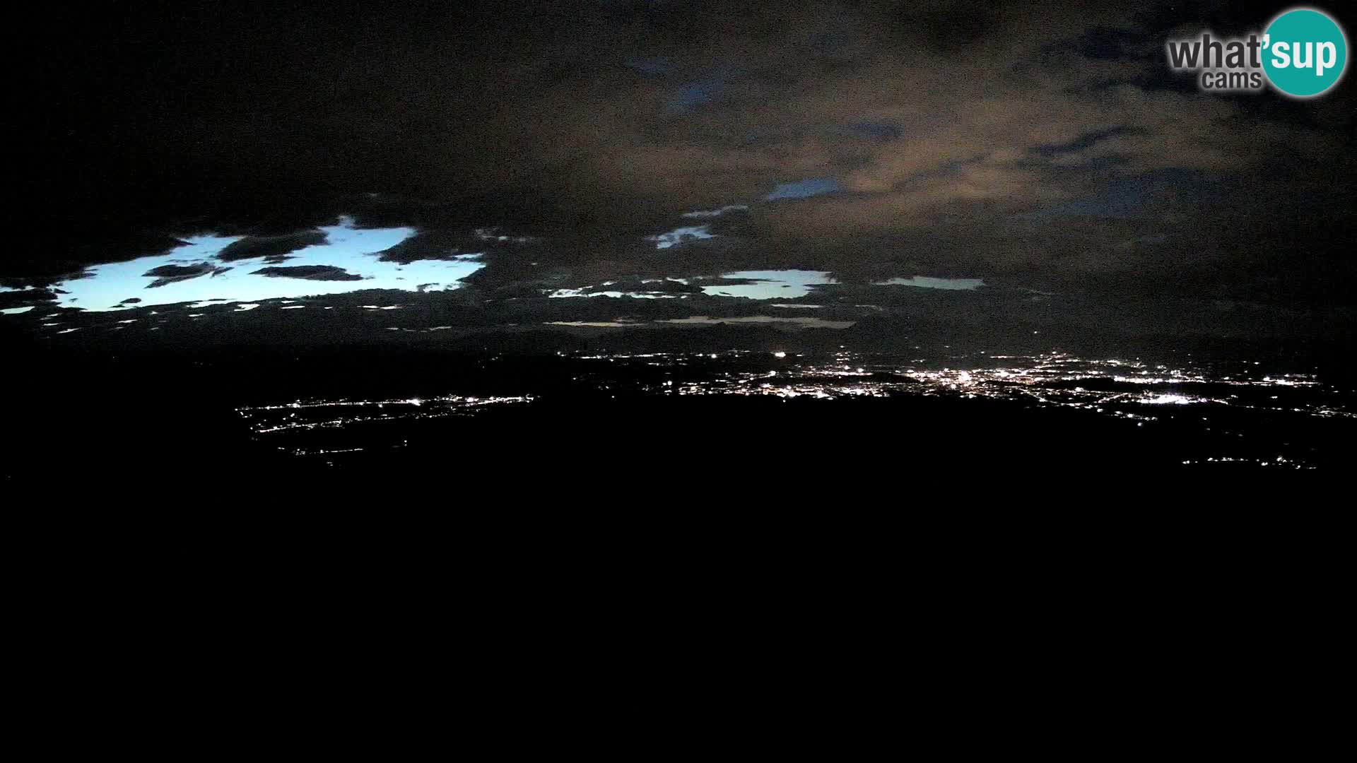 Krim camera refugio de montaña | Vistas a Ljubljana – Eslovenia