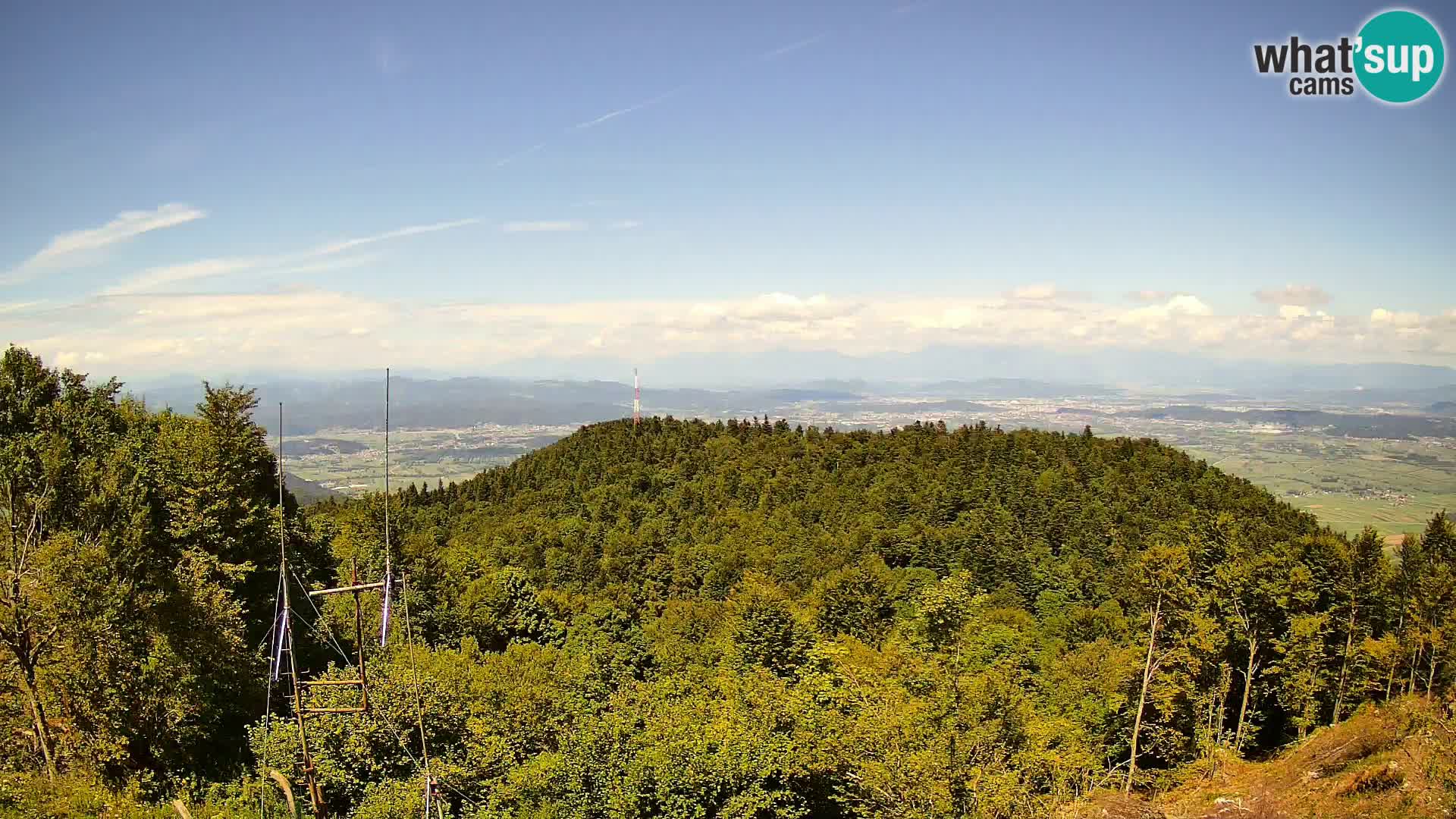 Krim Web cam Berghütte | Blick auf Ljubljana – Slowenien