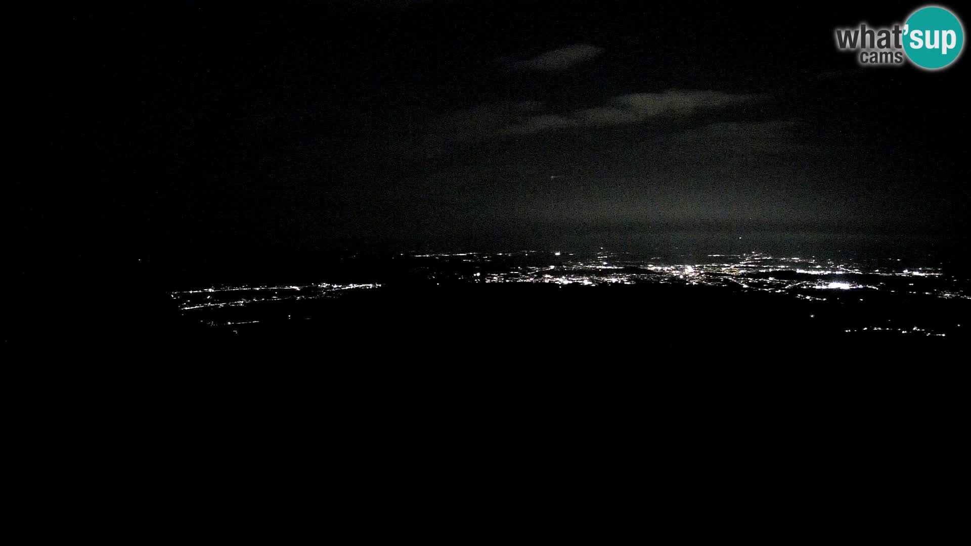 Krim webcam mountain hut | view to Ljubljana – Slovenia