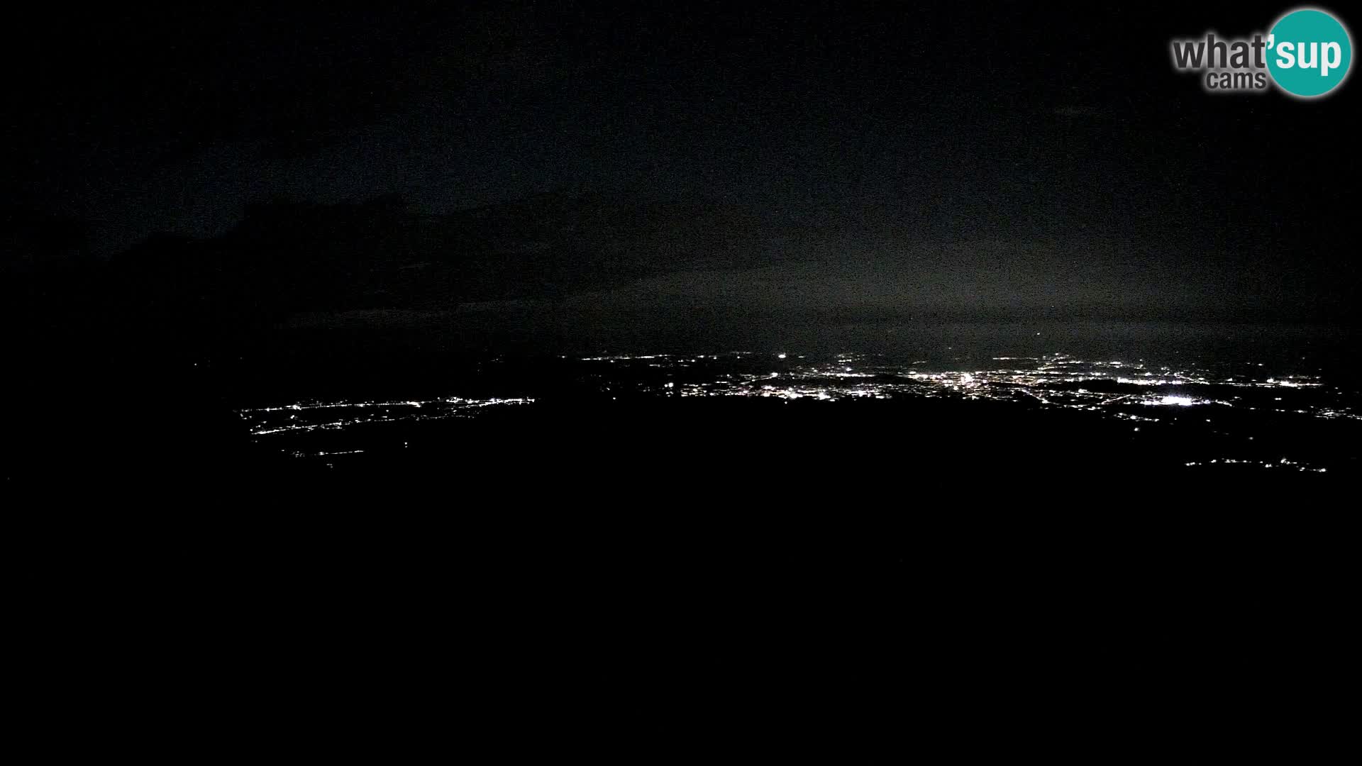 Krim Web cam Berghütte | Blick auf Ljubljana – Slowenien