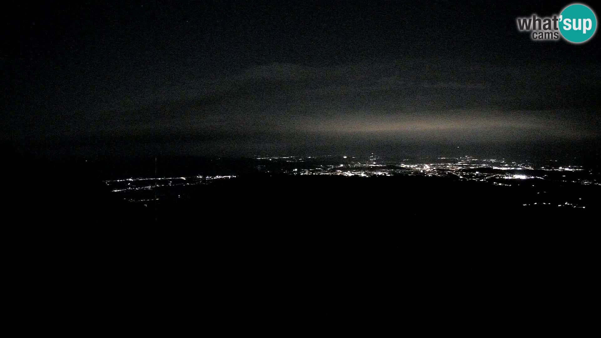 Krim Web cam Berghütte | Blick auf Ljubljana – Slowenien