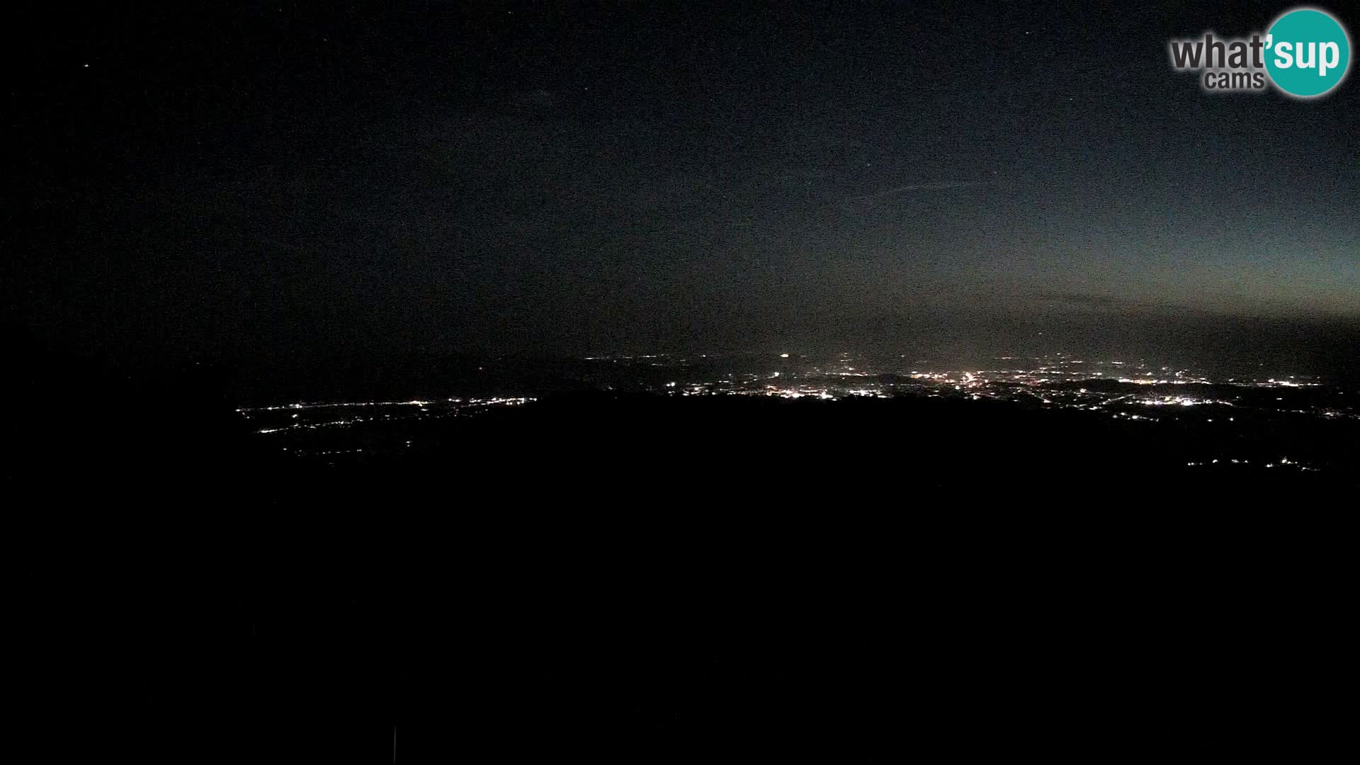 Krim webcam mountain hut | view to Ljubljana – Slovenia