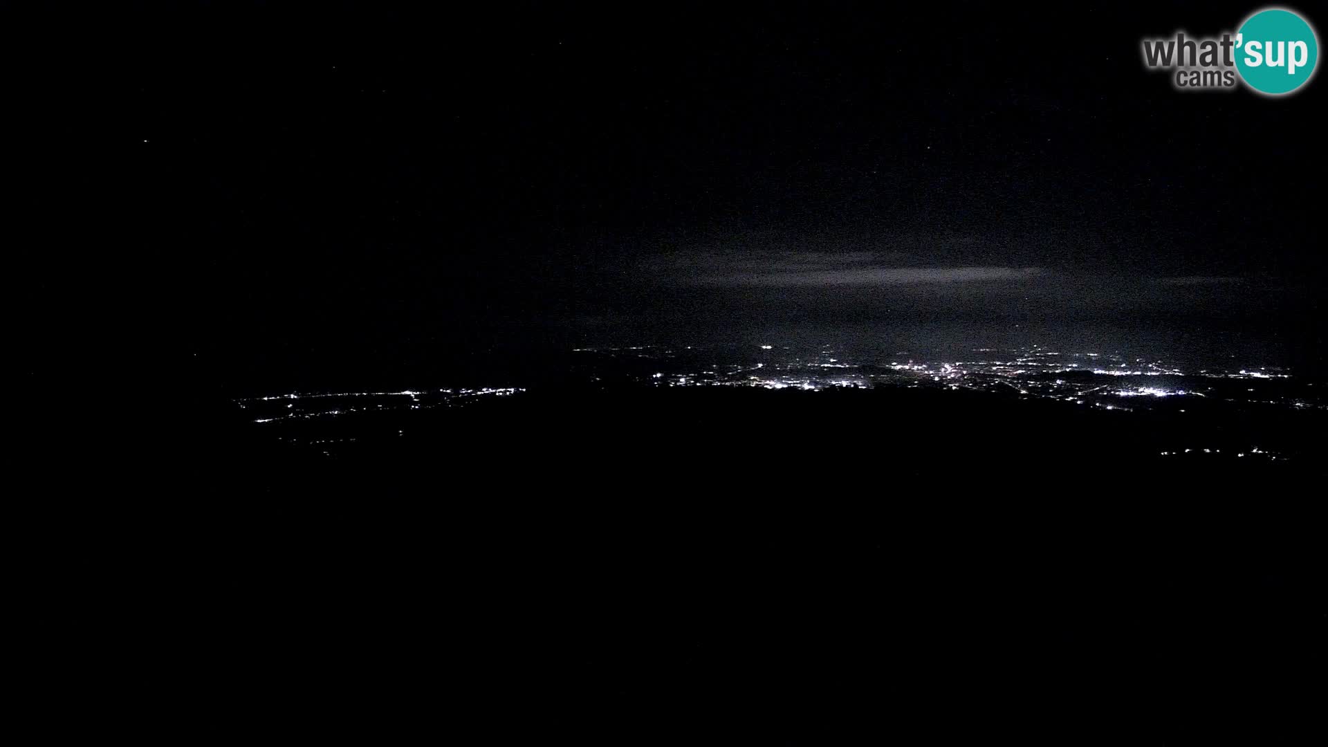 Krim webcam mountain hut | view to Ljubljana – Slovenia