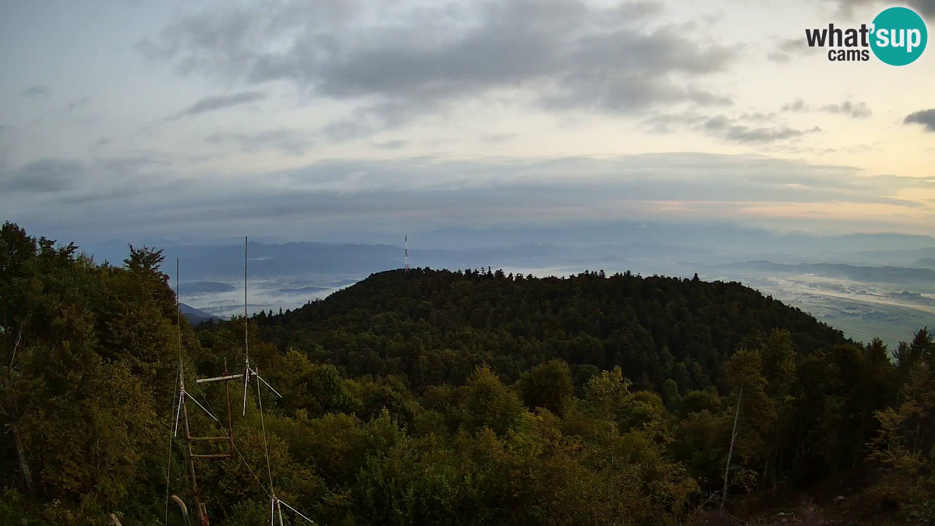 Krim camera refugio de montaña | Vistas a Ljubljana – Eslovenia