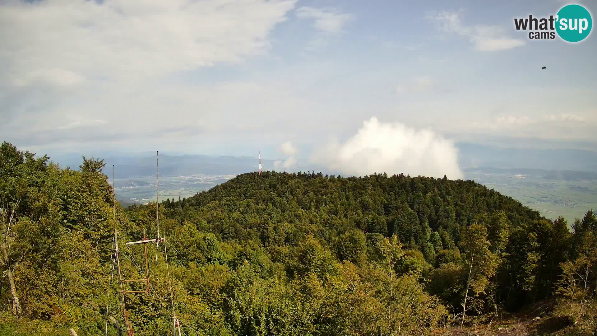 Krim Web cam Berghütte | Blick auf Ljubljana – Slowenien