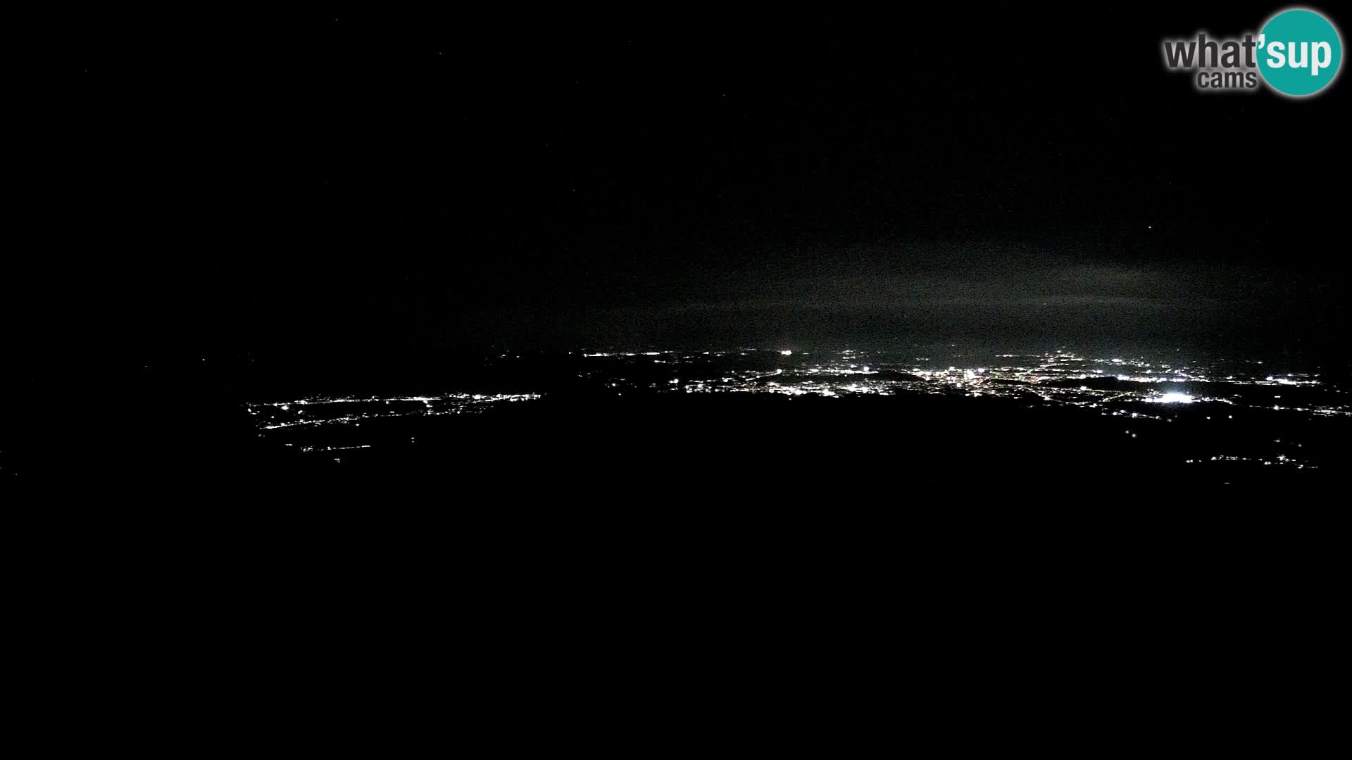 Krim webcam mountain hut | view to Ljubljana – Slovenia