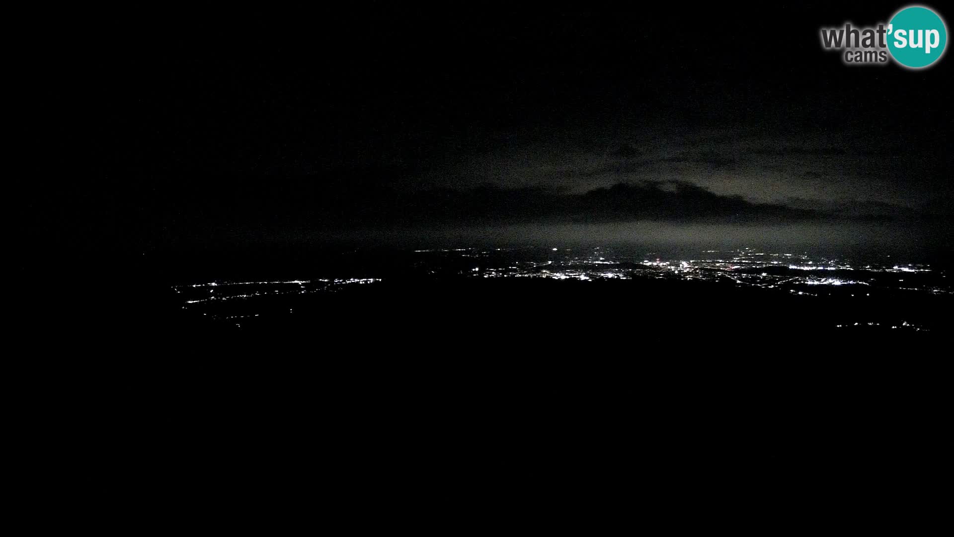 Krim webcam mountain hut | view to Ljubljana – Slovenia