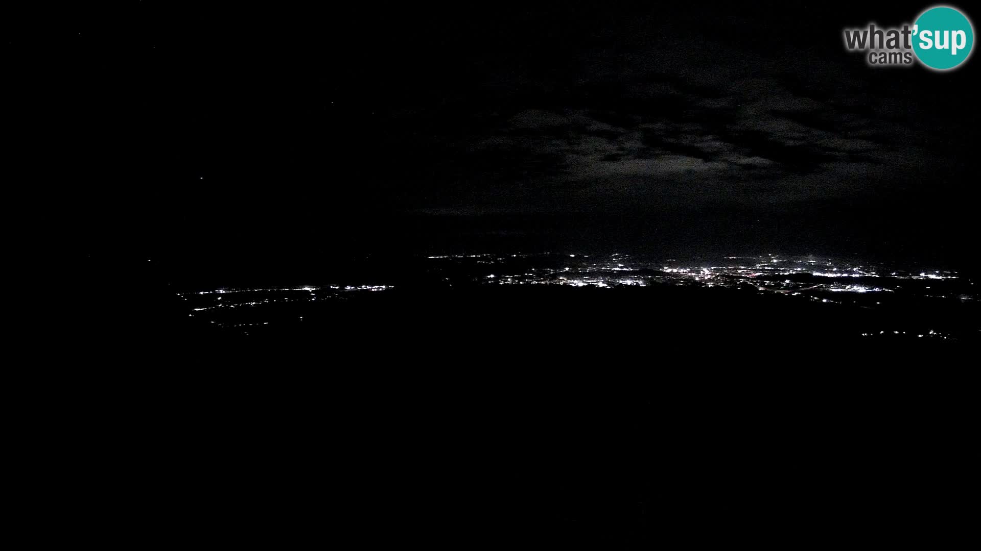Krim webcam mountain hut | view to Ljubljana – Slovenia