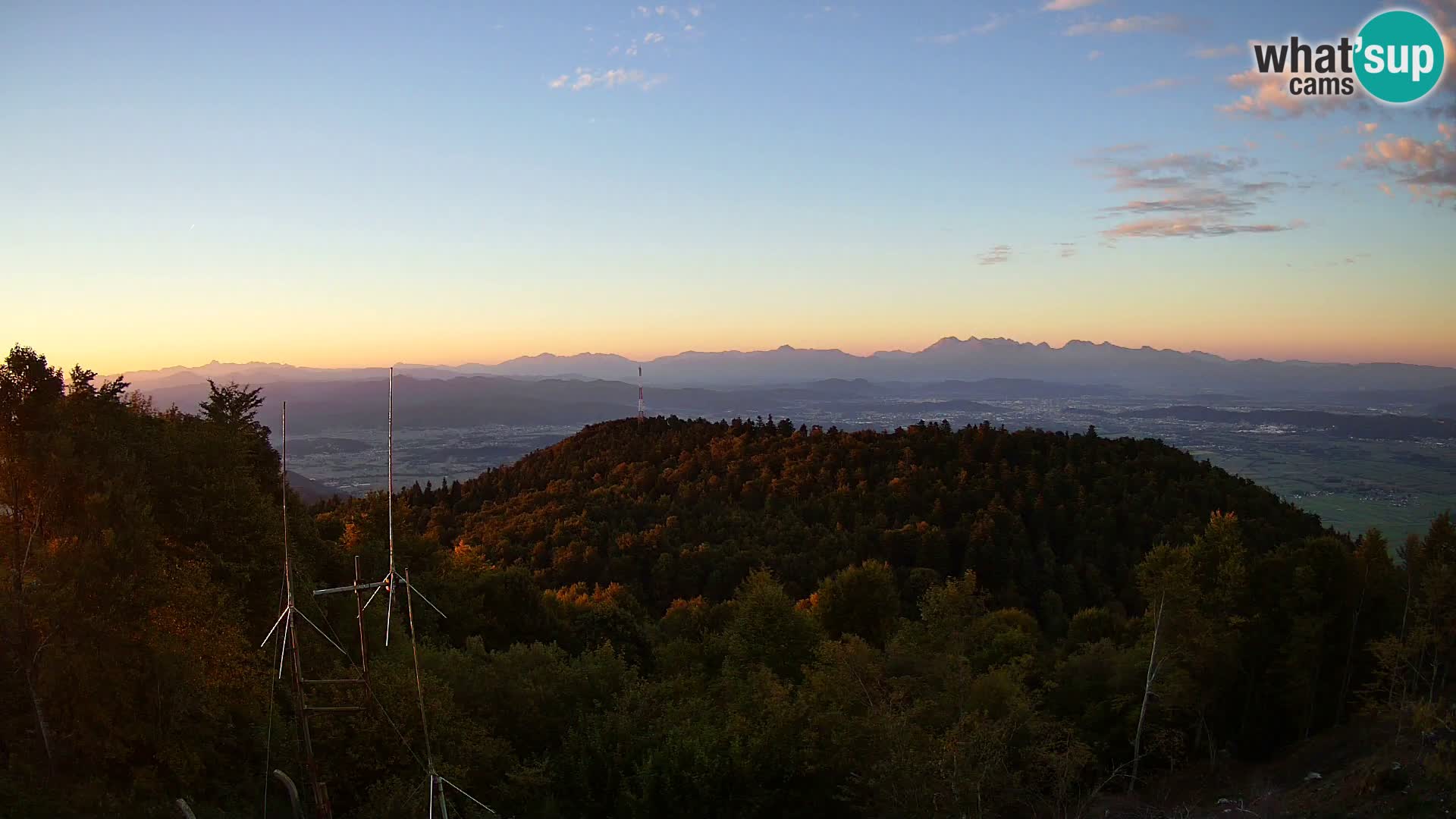 Krim Web cam Berghütte | Blick auf Ljubljana – Slowenien