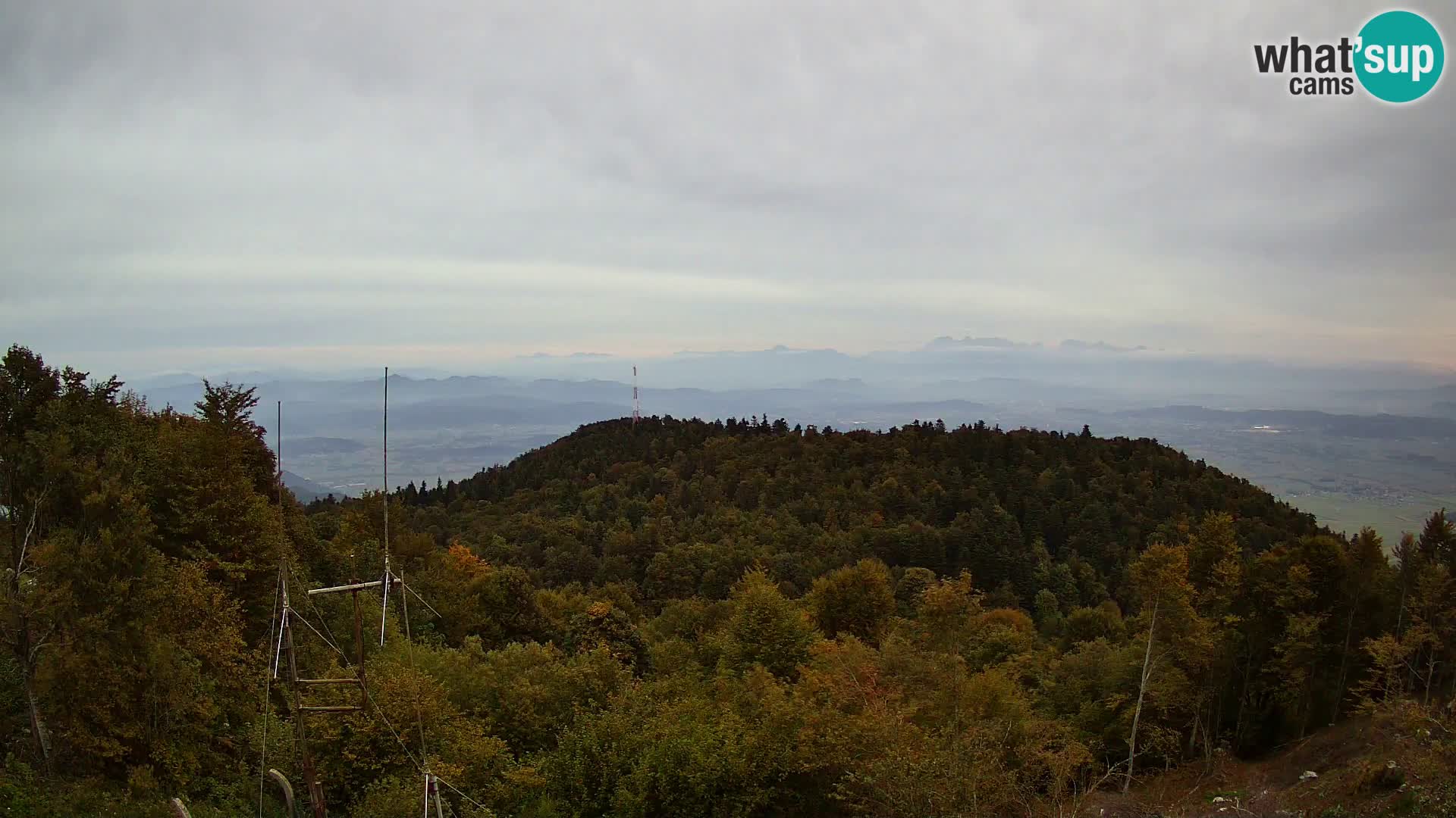 Krim Web cam Berghütte | Blick auf Ljubljana – Slowenien