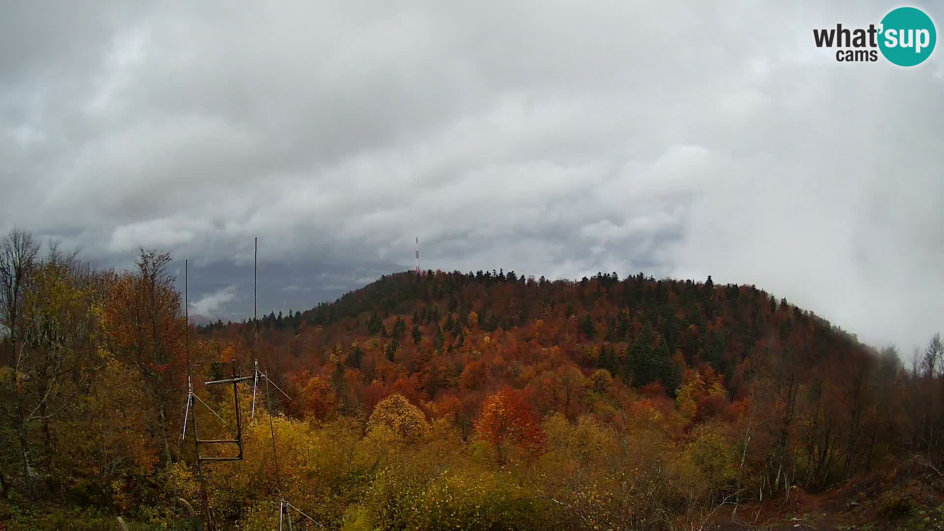 Krim Web cam Berghütte | Blick auf Ljubljana – Slowenien