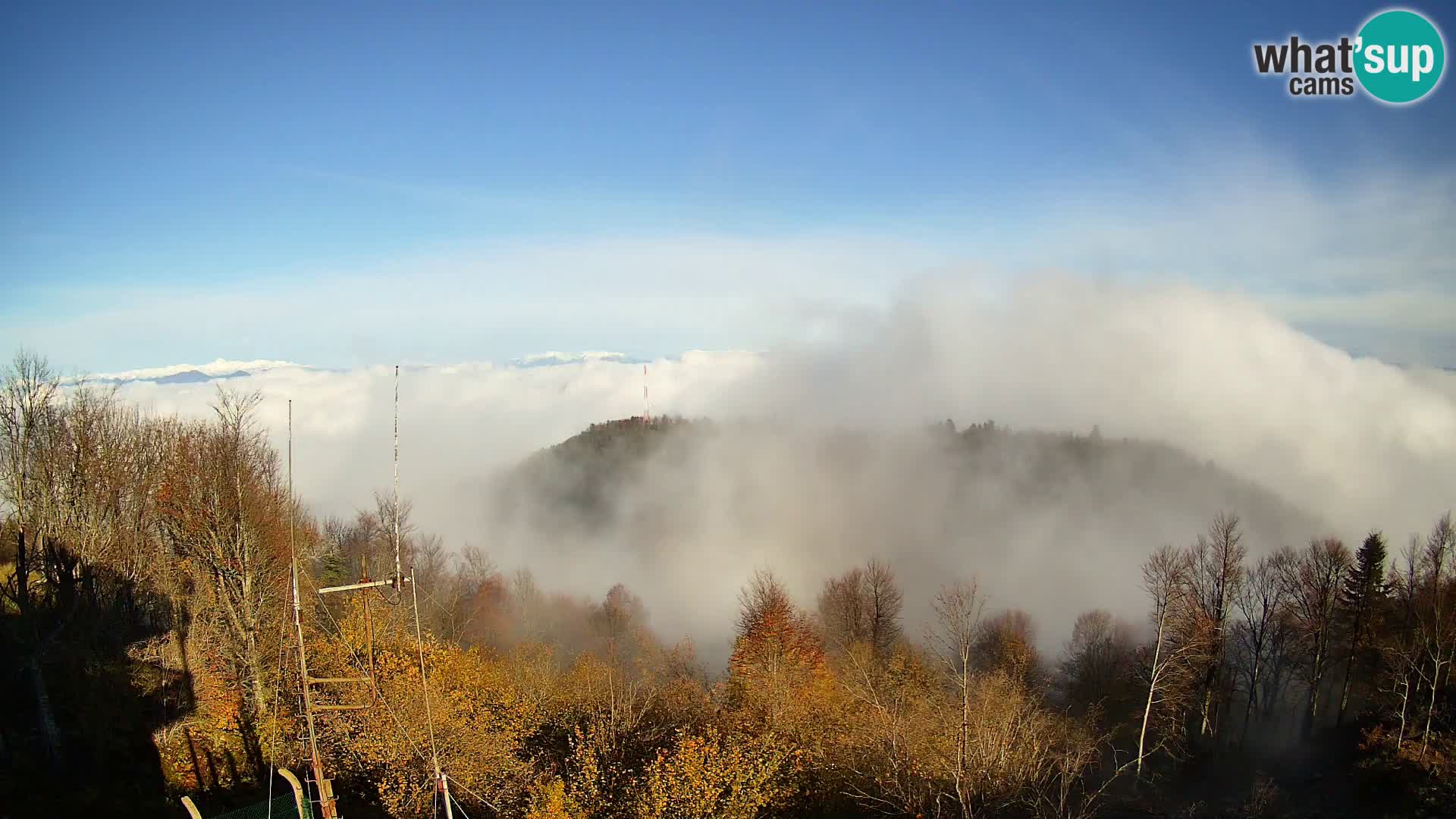 Krim Web cam Berghütte | Blick auf Ljubljana – Slowenien