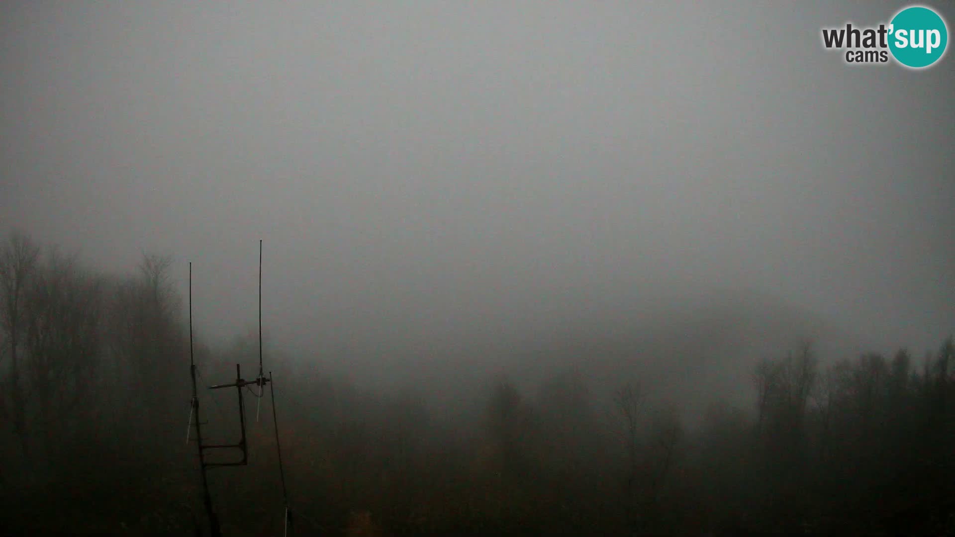 Krim Web cam Berghütte | Blick auf Ljubljana – Slowenien