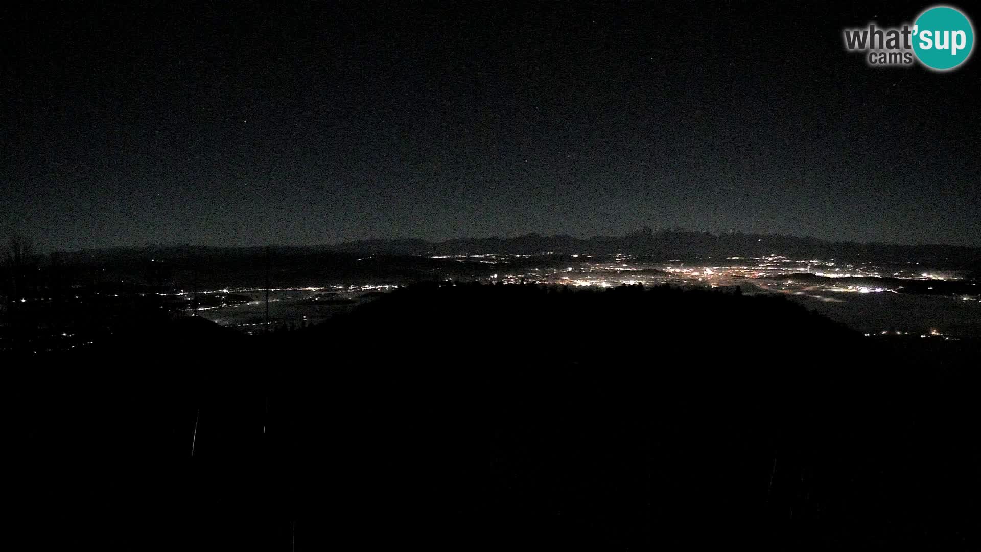 Krim Web cam Berghütte | Blick auf Ljubljana – Slowenien